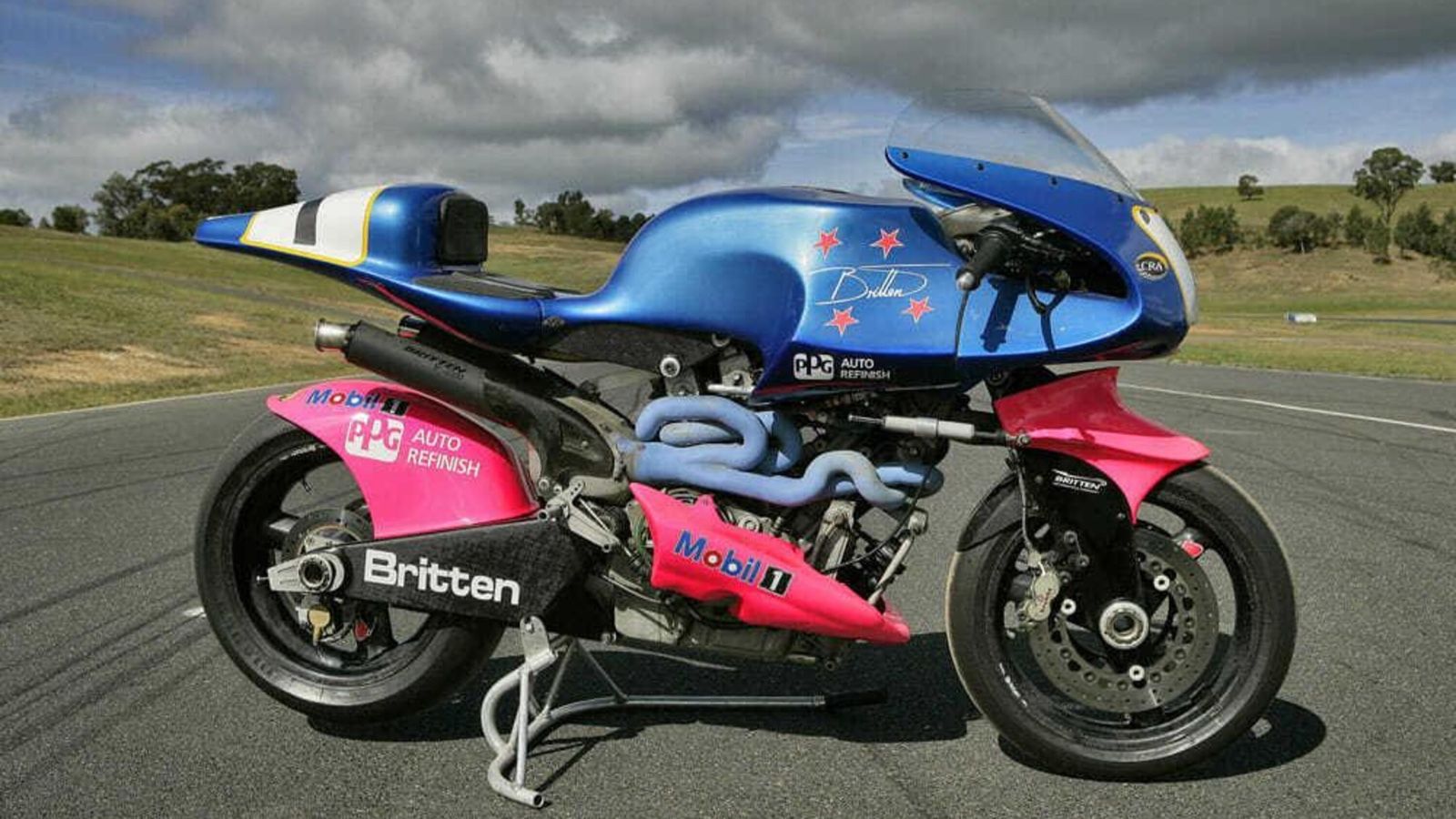 Έρχεται και αγωνιστική Aprilia με νέο πλαίσιο από ανθρακονήματα;