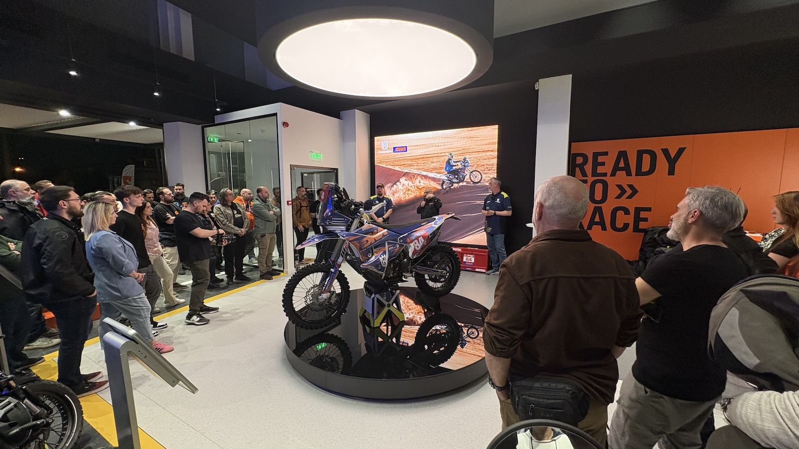 Dakar Night: Χορτάσαμε Husqvarna, DNA και χώμα με τον Βασίλη Μπούδρο