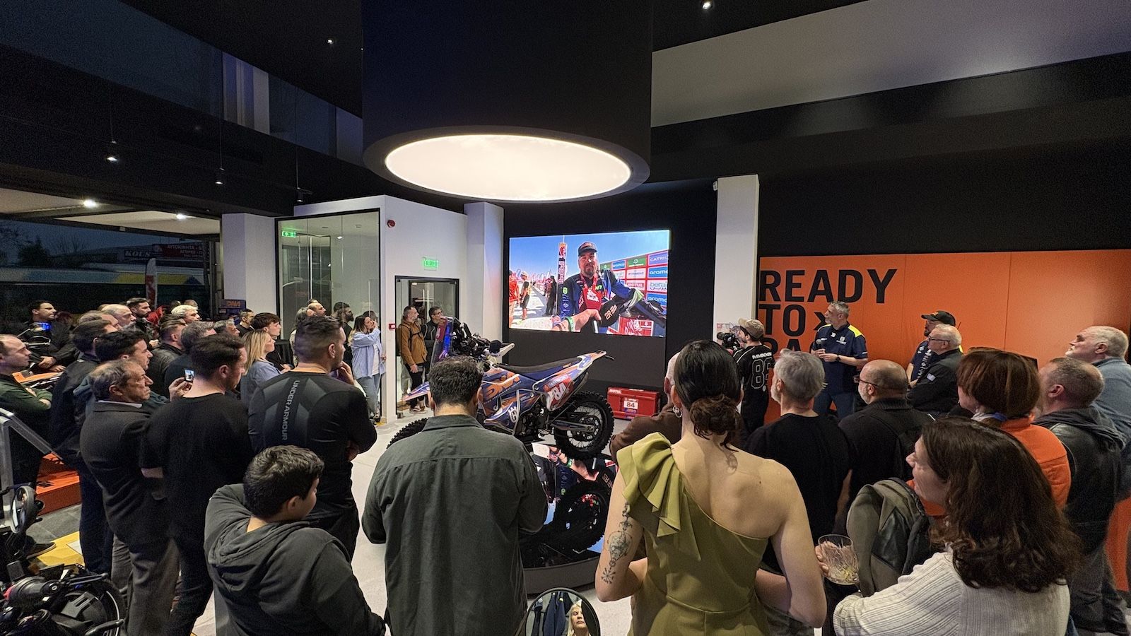 Dakar Night: Χορτάσαμε Husqvarna, DNA και χώμα με τον Βασίλη Μπούδρο