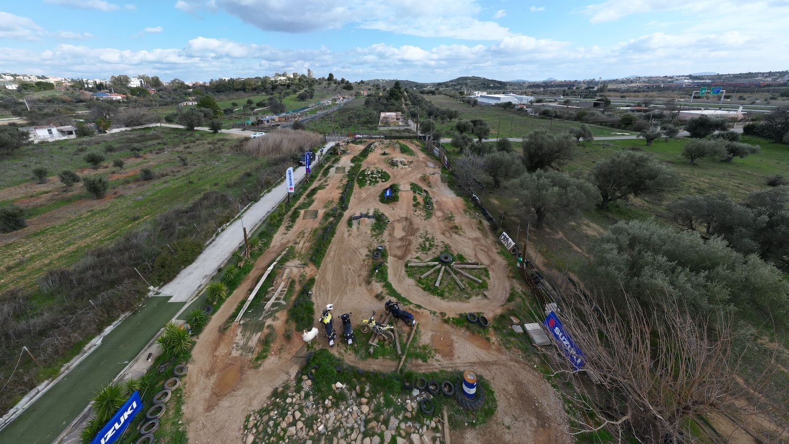 Danis Academy by Suzuki: Off-road μαθήματα για οδήγηση και στην άσφαλτο