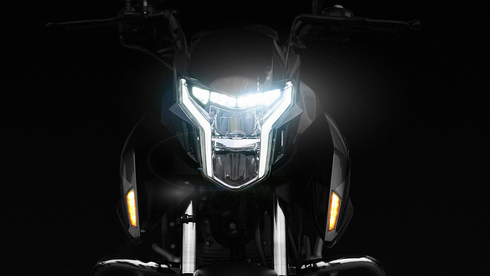 Το νέο Daytona Monster 125 υιοθετεί μοντέρνα, αιχμηρή σχεδίαση, πιο επιθετική από ποτέ.