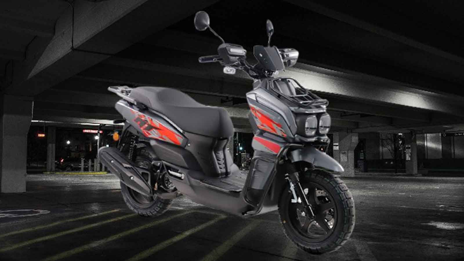 Το νέο Daytona MT 125 ενισχύει την καθημερινή πρακτικότητα και προστασία με κάγκελα ποδιάς και πατώματος