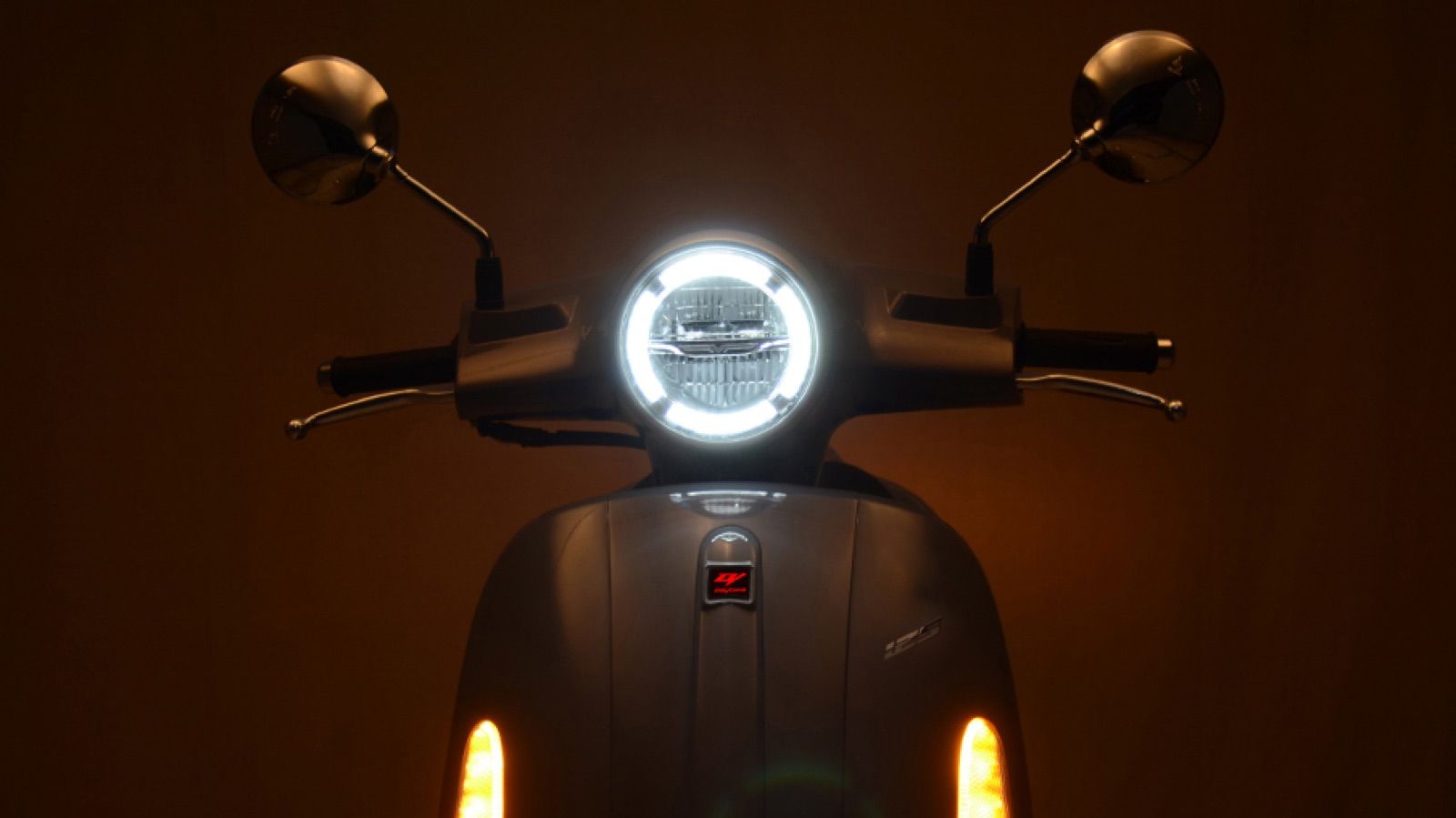 Daytona Orama: Κλασικό scooter με ABS, TCS και αυτονομία 435 χλμ