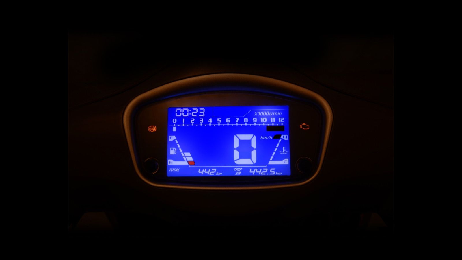 Daytona Orama: Κλασικό scooter με ABS, TCS και αυτονομία 435 χλμ