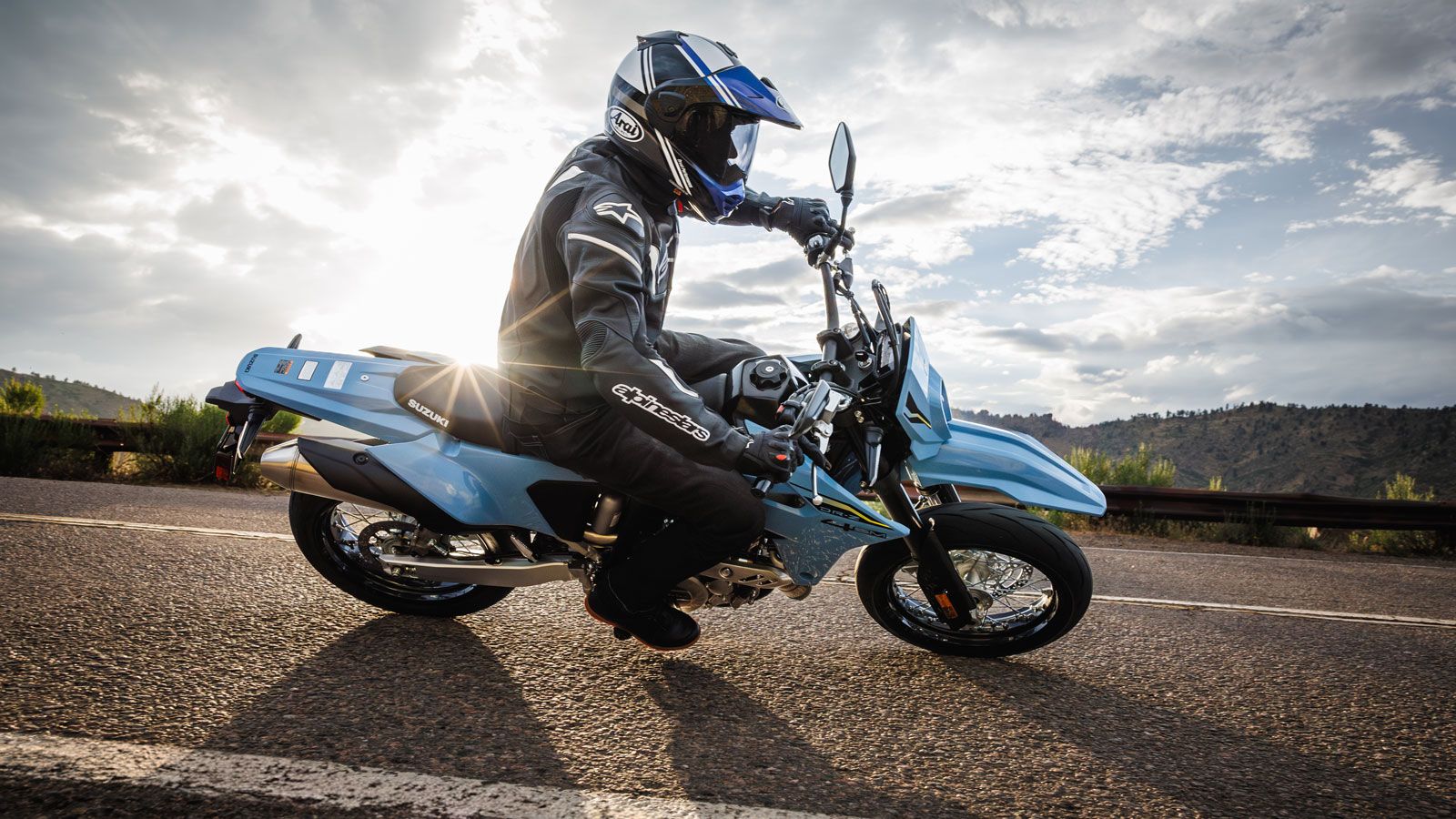 Η τιμή προπαραγγελίας στην Ελλάδα είναι μόλις 8.495 ευρώ, η χαμηλότερη σε όλη την Ευρώπη.