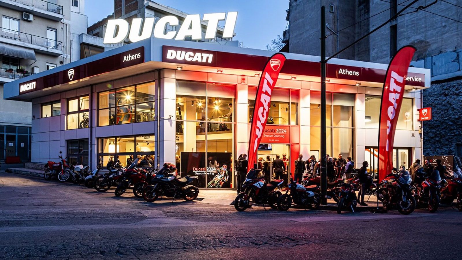 Έφτασαν στην Ελλάδα οι Ducati Multistrada V4 και V2 στο Ducati Athens Store