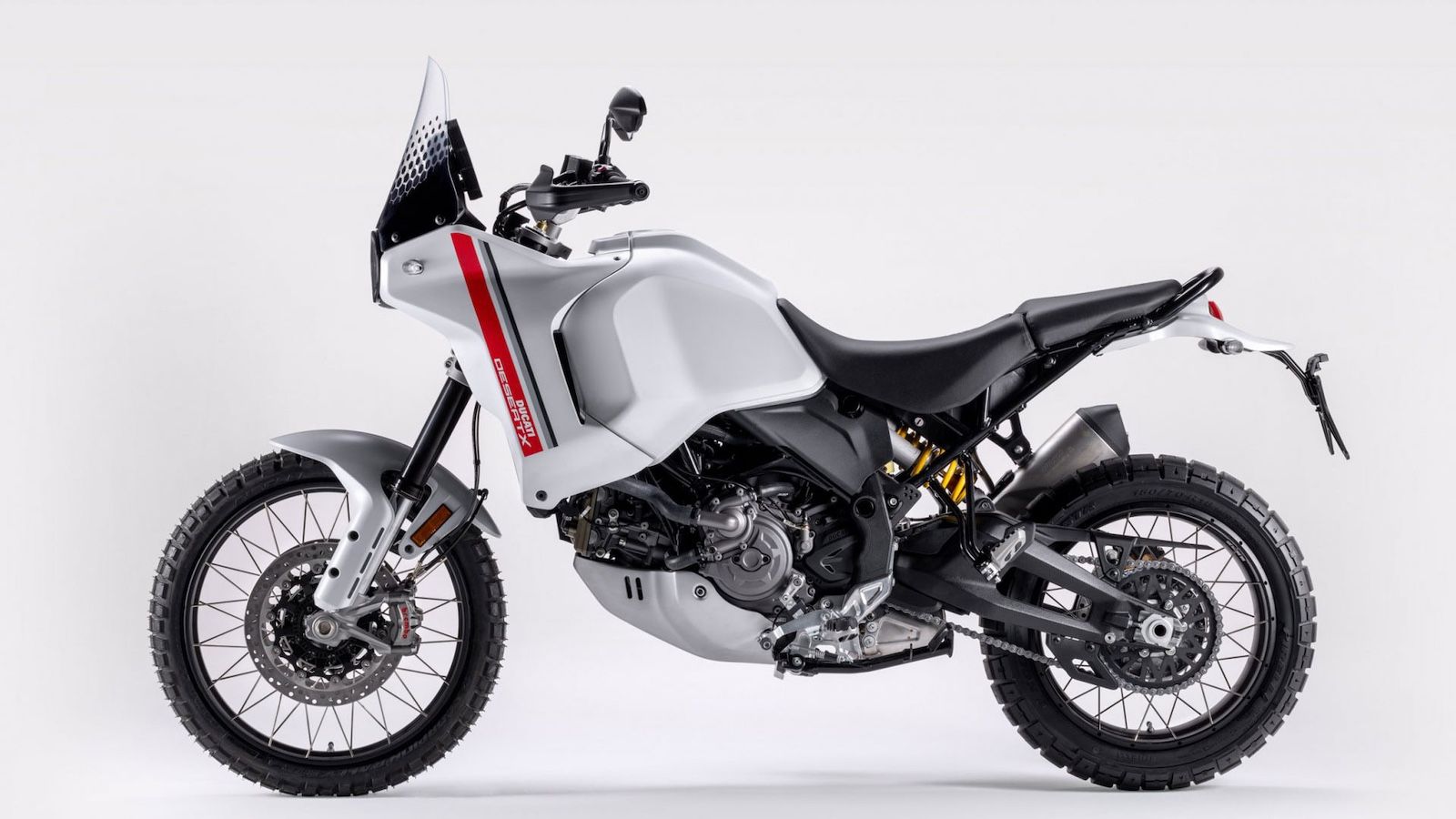 Ducati Desert X: Με τροχούς 21-18 και δεύτερο ρεζερβουάρ 8 λίτρων