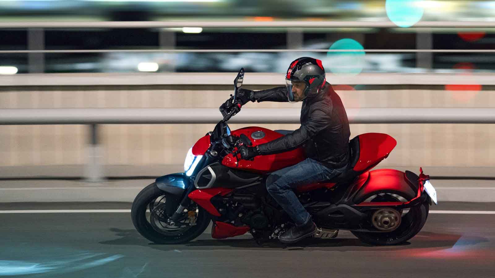 Έρχεται νέα Diavel με 209 ίππους