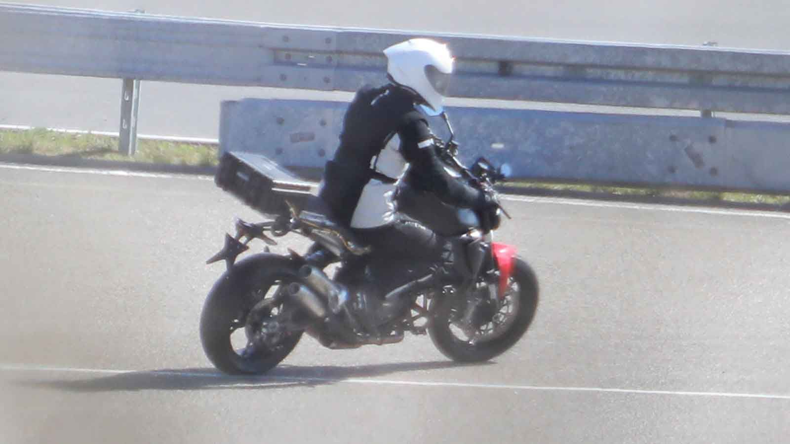 Οι φίλοι της μάρκας μπορούν να περιμένουν ένα μοντέλο που διατηρεί την σπορ εμφάνιση