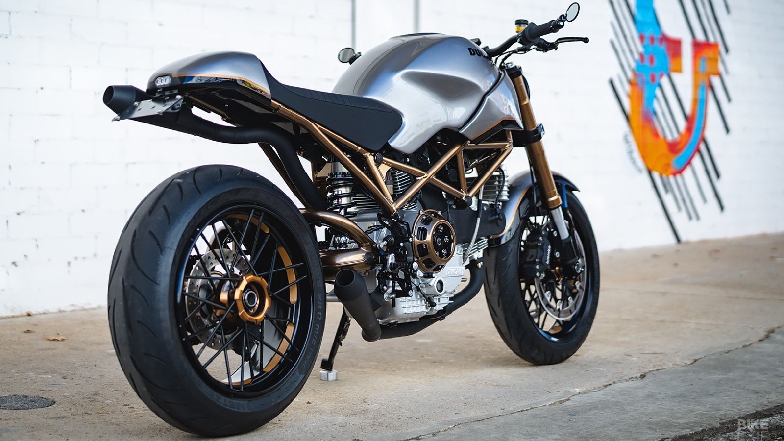 Ducati Monster S2R 1000: Όνειρο αναλογικής νυκτός, «πειραγμένη» παντού πλην του κινητήρα