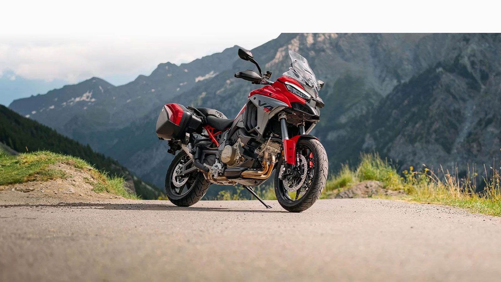 Το πρόγραμμα περιλαμβάνει επίσης υποχρεωτική εξάμηνη ασφάλιση και διατίθεται για όλες τις εκδόσεις της Multistrada V4.