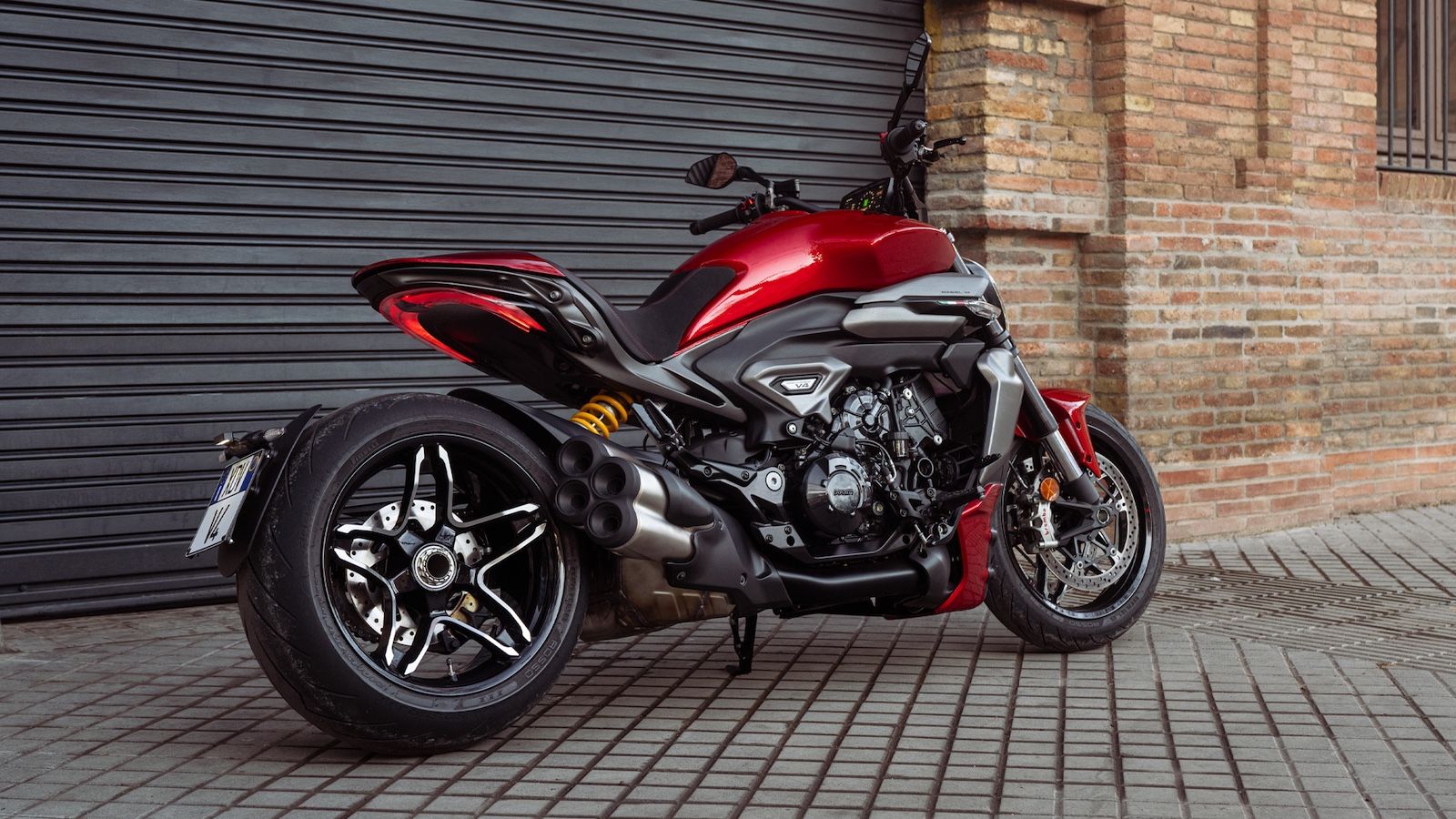 Παρουσιάστηκε η Ducati XDiavel V4: Μuscle cruiser με 168 ίππους και πλήθος ηλεκτρονικών