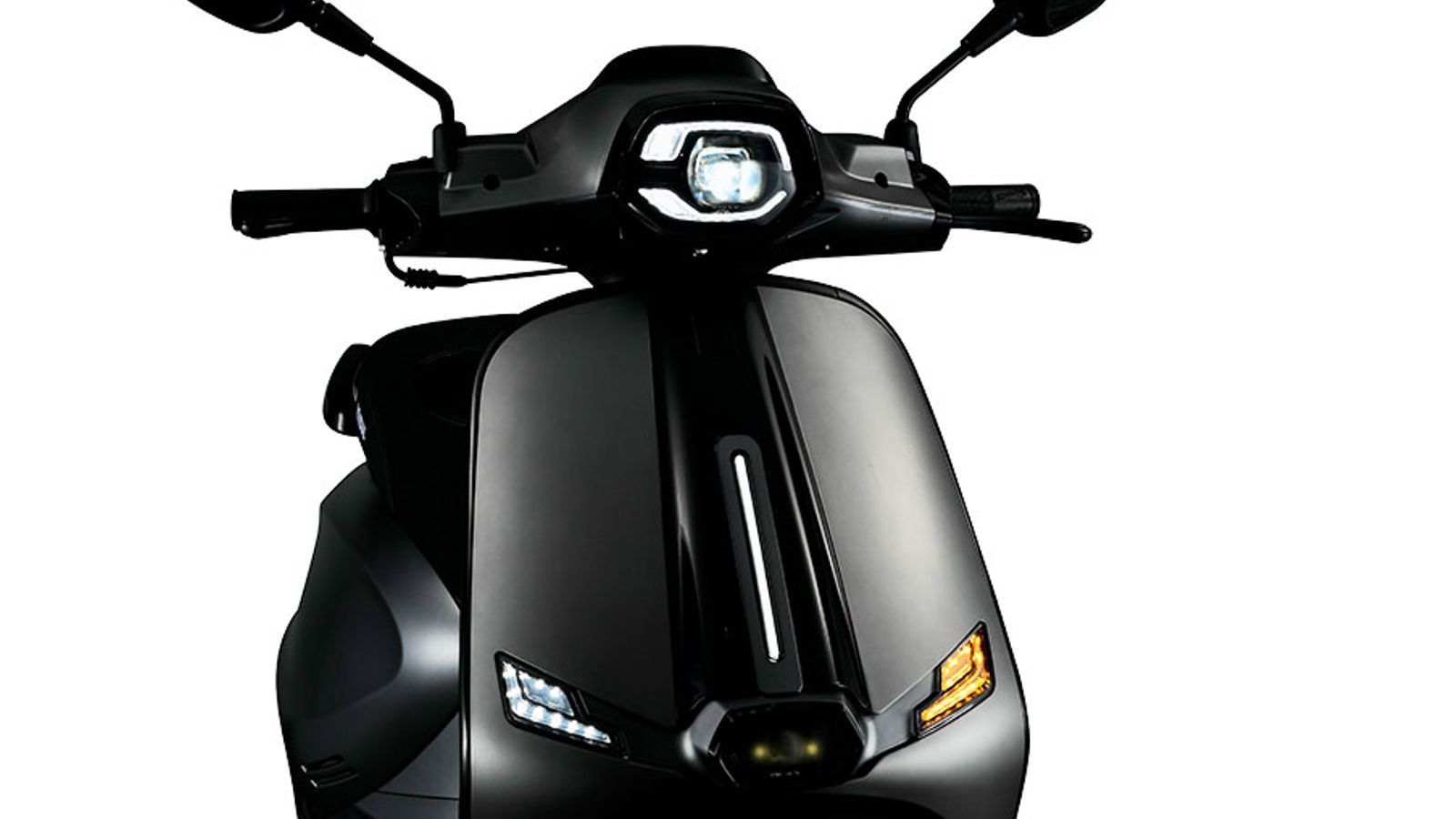 Η Daytona Donna 125 επενδύει ξεκάθαρα στη ρετρό αισθητική, με το στρογγυλό εμπρός φωτιστικό σώμα να κυριαρχεί οπτικά και να παραπέμπει σε κλασικά scoo