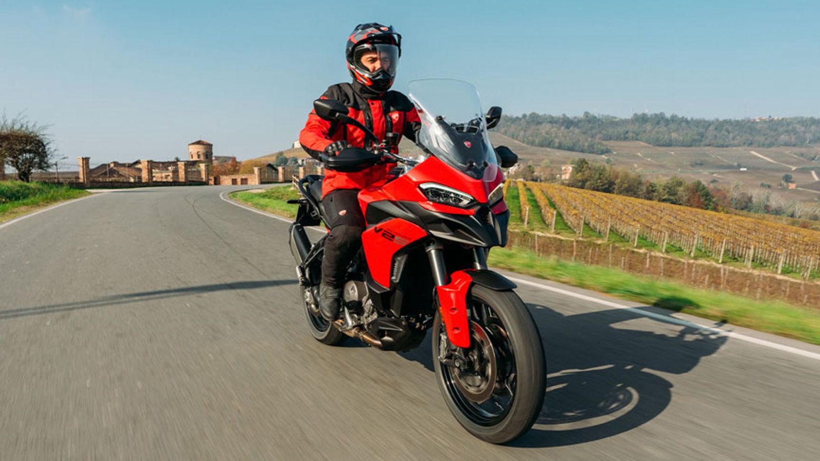 Ο ελαφρύτερος δικύλινδρος που έφτιαξε ποτέ η Ducati αποδίδει  115 ίππους 