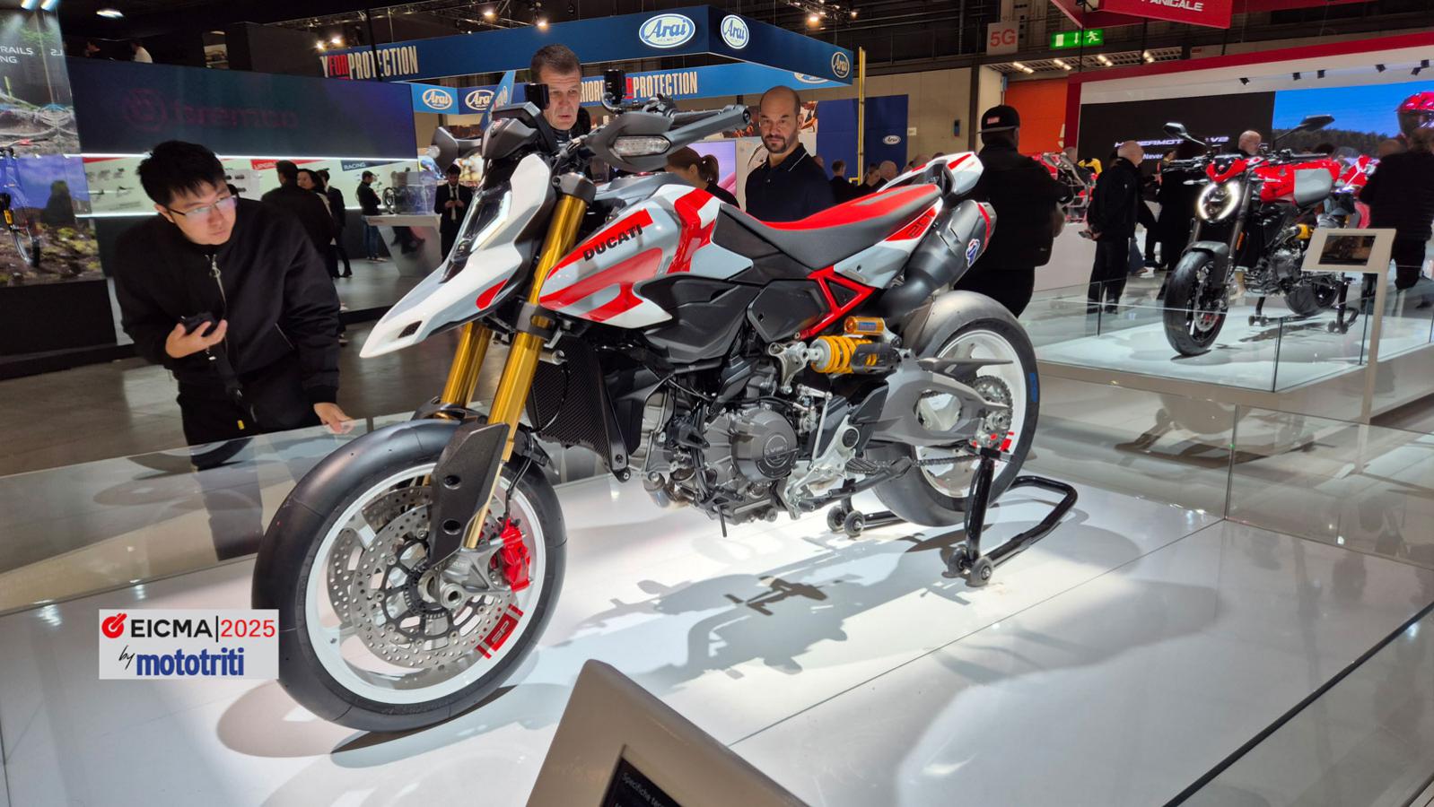 Eicma 2025: Ducati Hypermotard V2