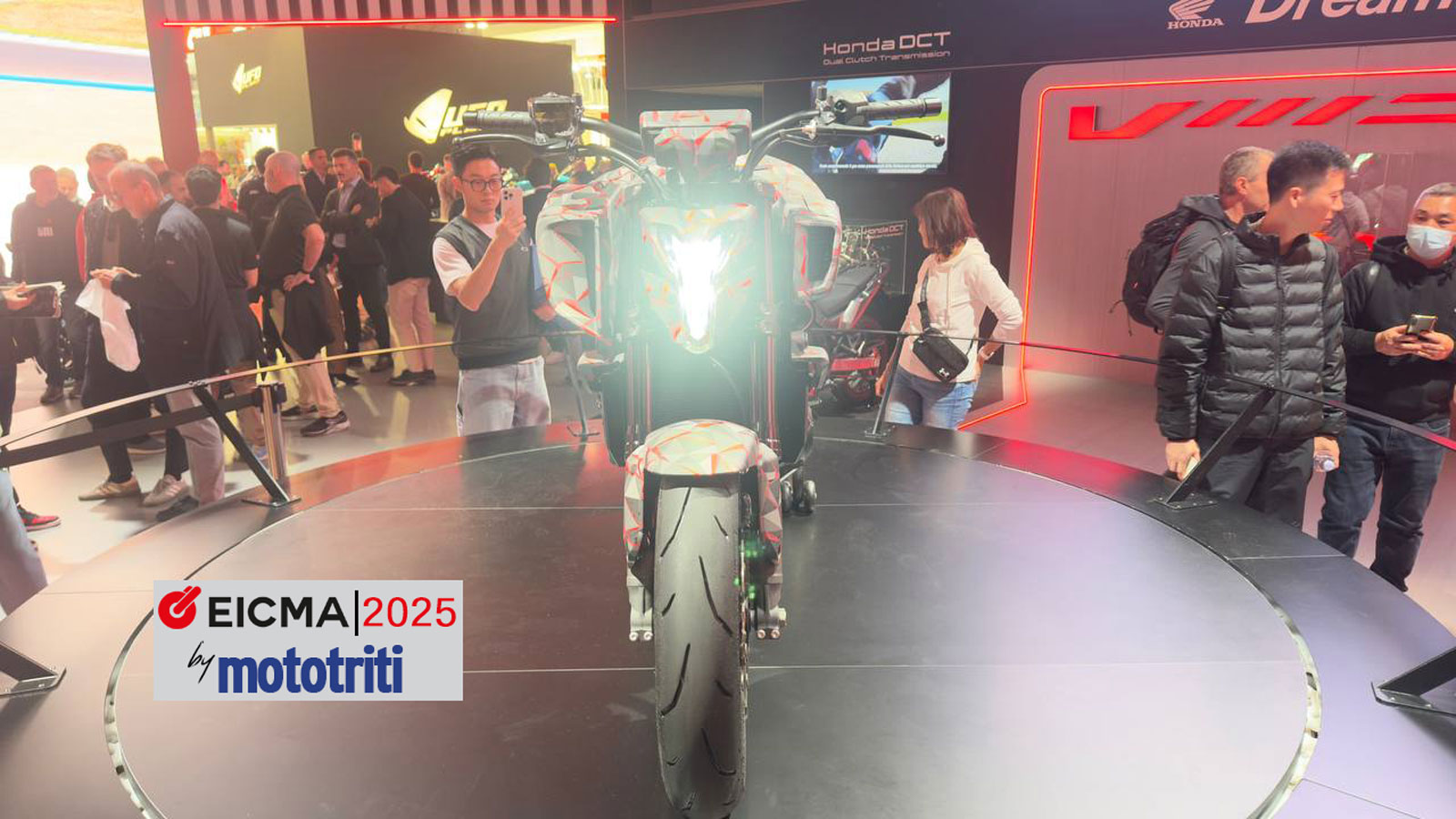 EICMA 2025 - Honda V3R 900
