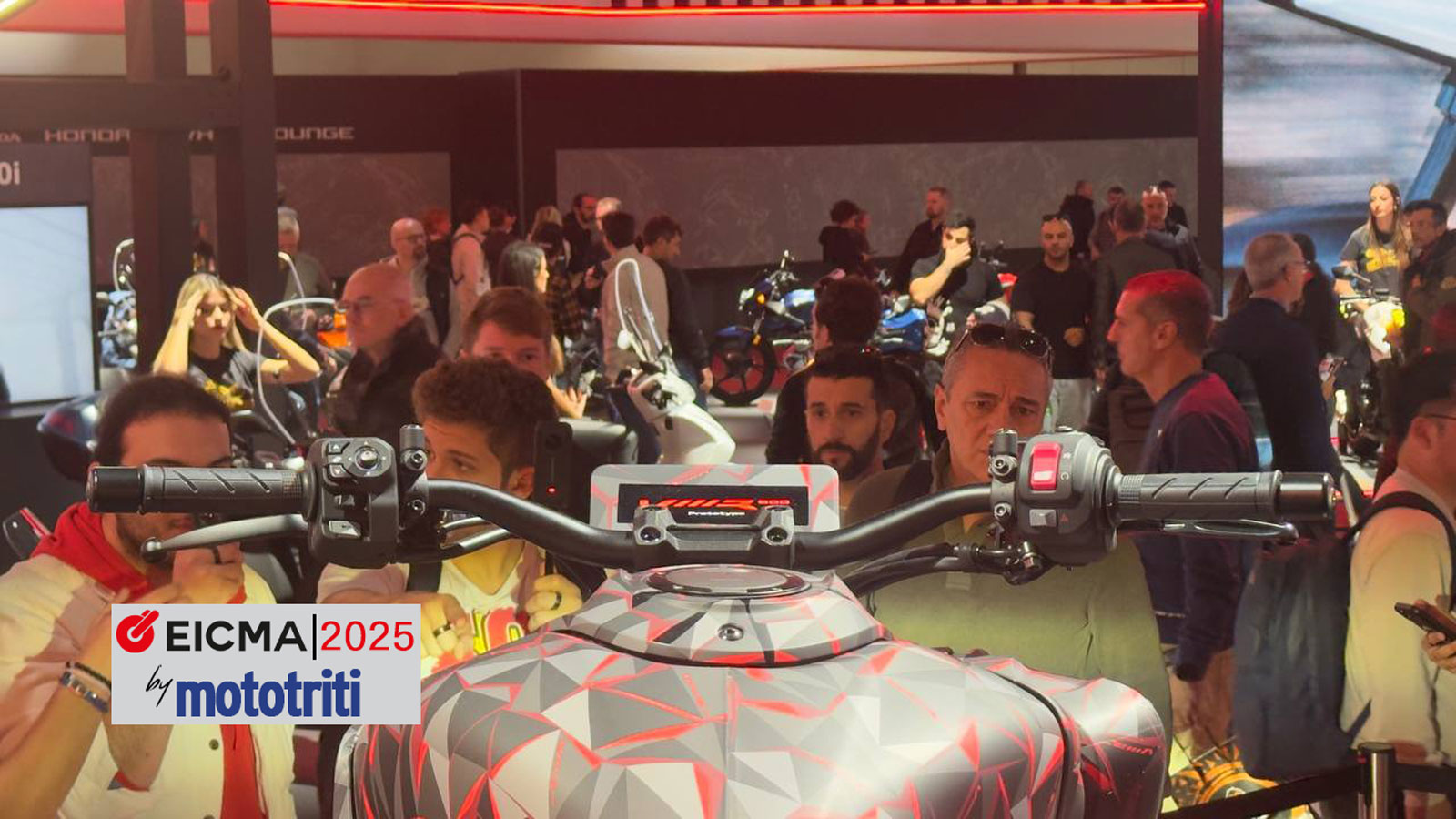 EICMA 2025 - Honda V3R 900