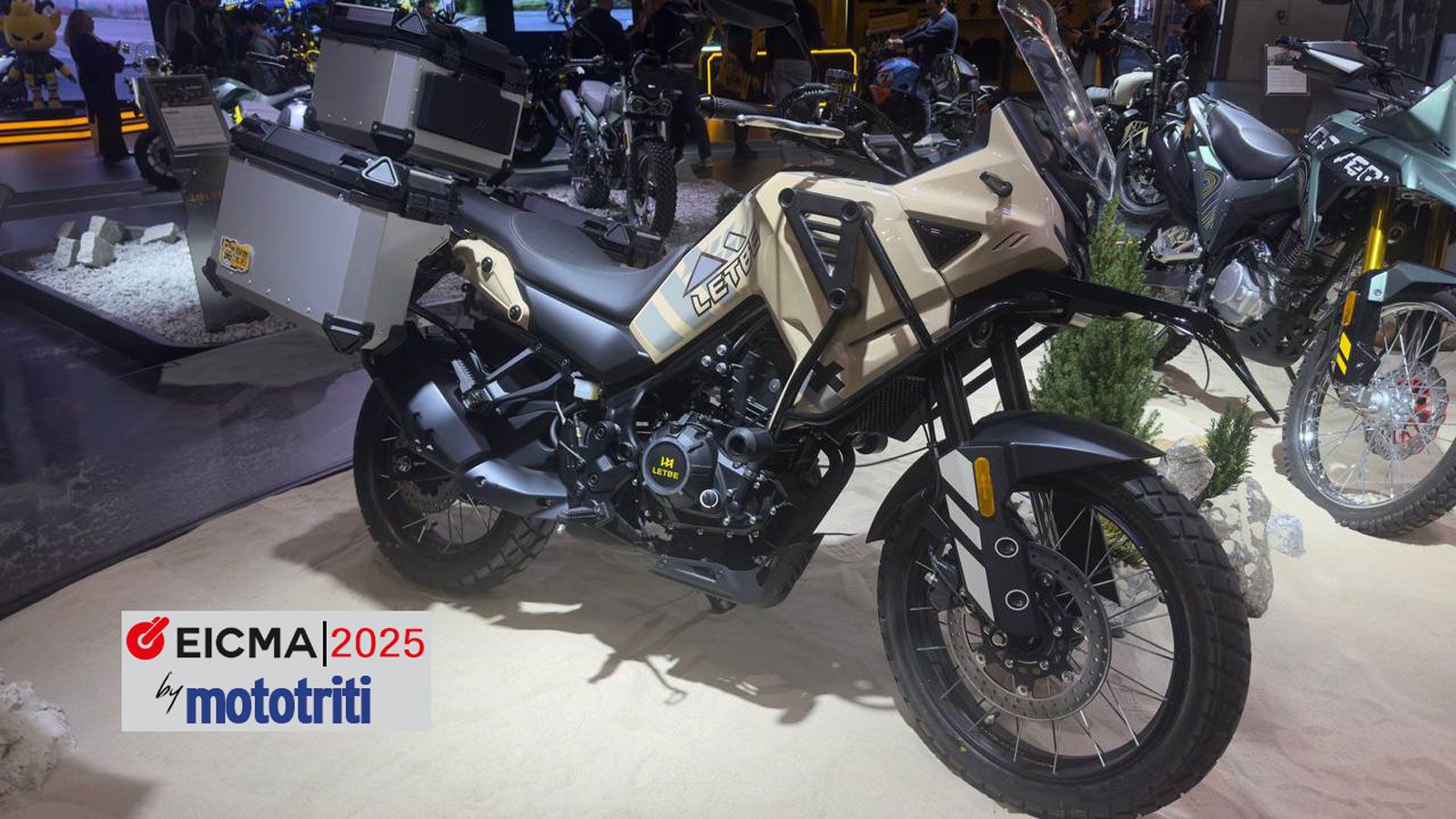 Στην EICMA του Μιλάνου συναντήσαμε για πρώτη φορά το LETBE 282, ένα φρέσκο adventure μοντέλο από την Κίνα που δείχνει να έχει σχεδιαστεί με σαφή προσα