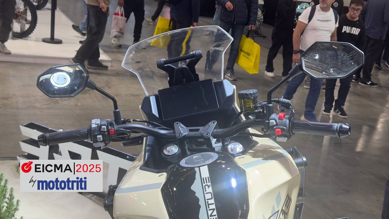 Το βάρος των 180 κιλών είναι στα λογικά όρια για την κατηγορία, ενώ το ρεζερβουάρ των 20 λίτρων δίνει αυτονομία που πολύ πιθανόν να ξεπερνά τα 350 χλμ