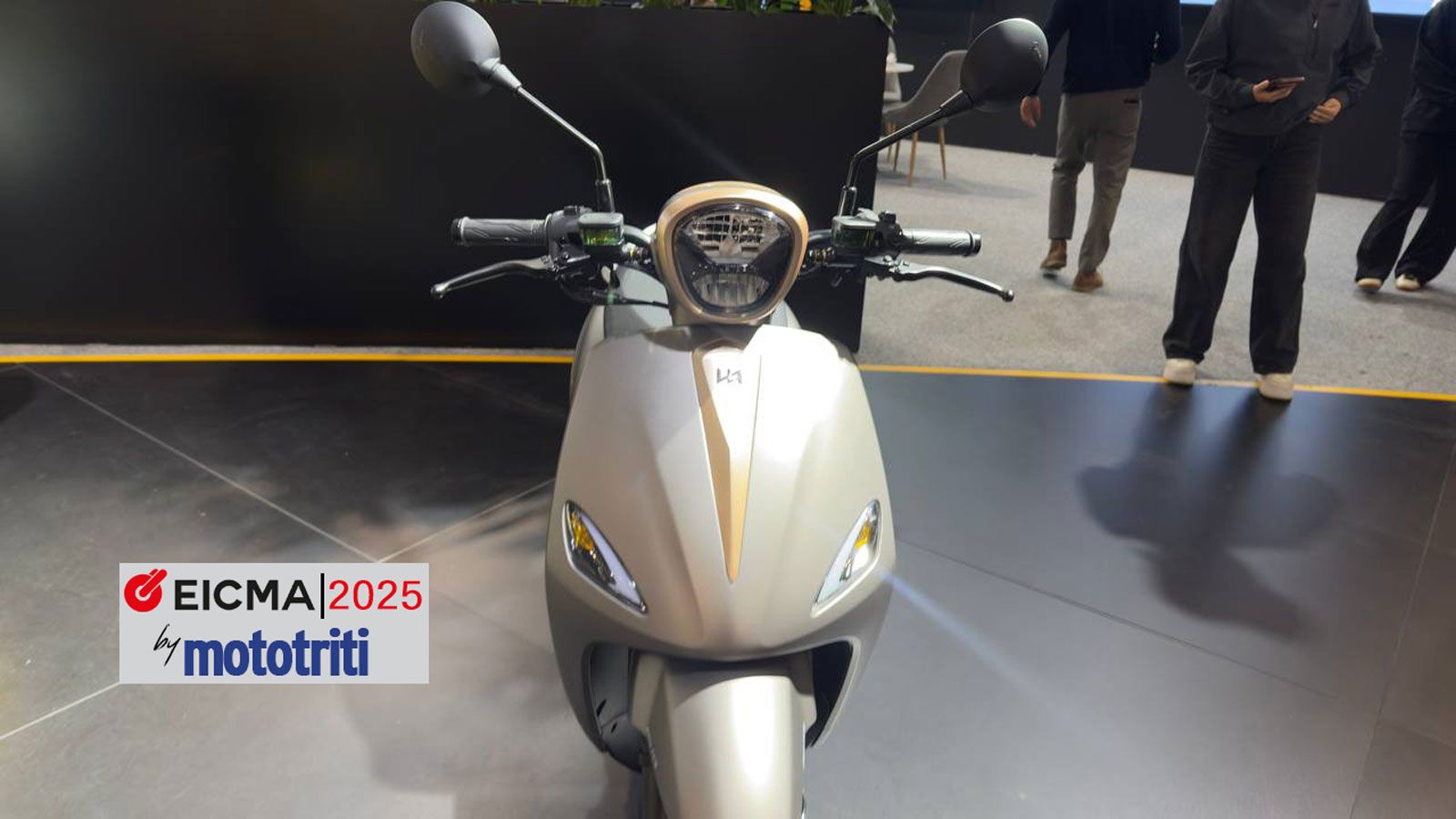 Στο περίπτερο της LETBE στην EICMA του Μιλάνου παρουσιάστηκε το NEON 125, ένα scooter που συνδυάζει ρετρό σχεδιασμό με λειτουργικότητα πόλης.