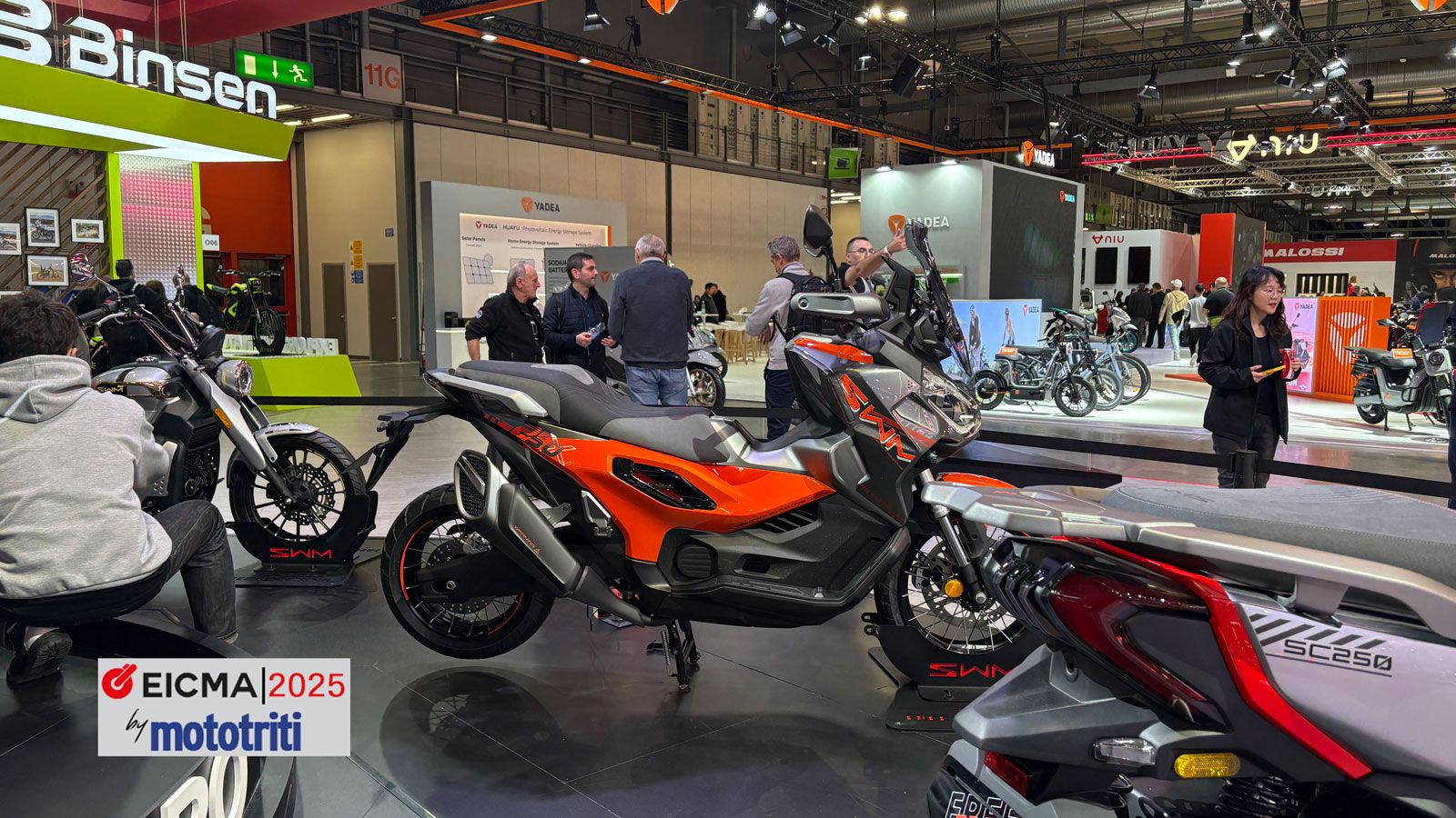 Στο μπροστινό σύστημα παρατηρούμε ανεστραμμένο πιρούνι  ενώ πίσω, το SC250X TWIN διαθέτει ένα σύστημα πολλαπλών συνδέσμων  με μοχλικό στο κεντρικό αμο