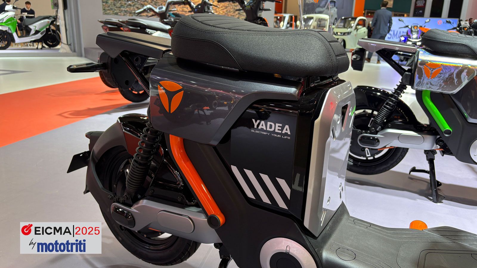 Ο κινητήρας του YADEA GFX, σε συνδυασμό με την μπαταρία λιθίου των 48V, μπορεί να αποδώσει, σύμφωνα με τα στοιχεία της εταιρίας, αυτονομία μέχρι και 6