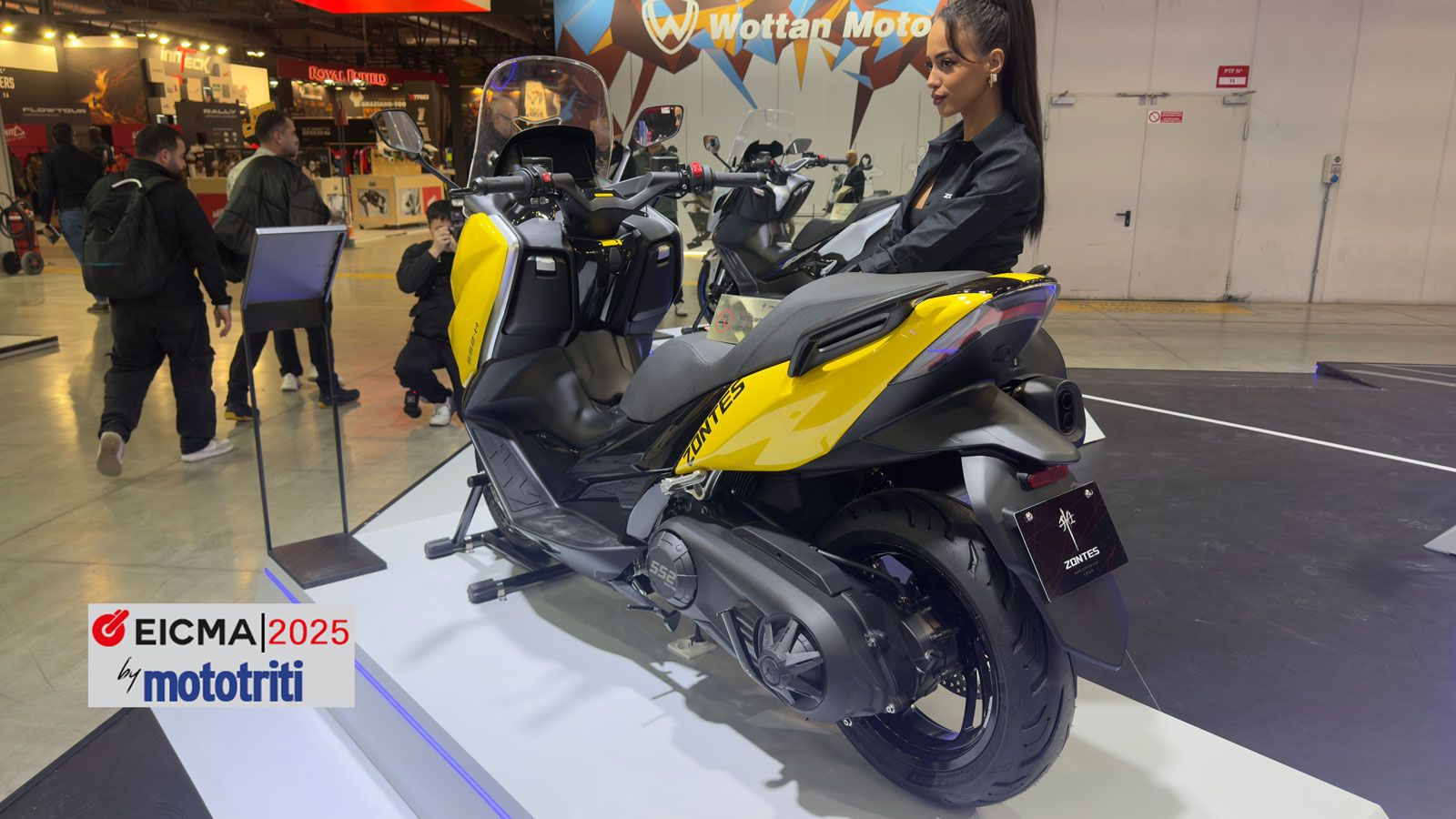 Η πλατφόρμα “552” βασίζεται σε μια εντελώς νέα δομή, όπου ο δικύλινδρος κινητήρας είναι τοποθετημένος κεντρικά στο πλαίσιο. Η CVT μετάδοση