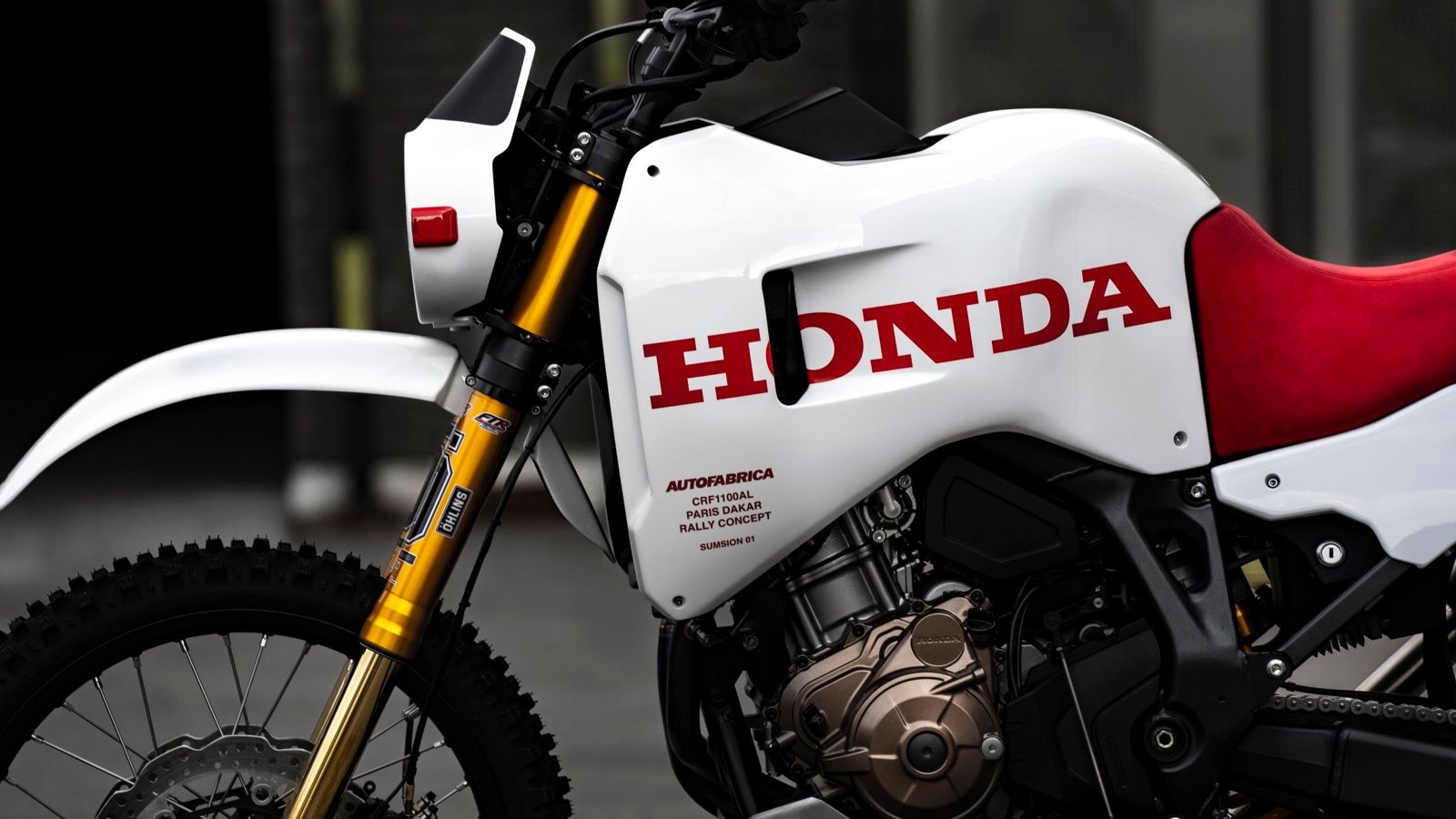 Honda Africa Twin Type 22: Σχεδιασμός από Ντακάρ και βλέμμα από ...άλλο πλανήτη