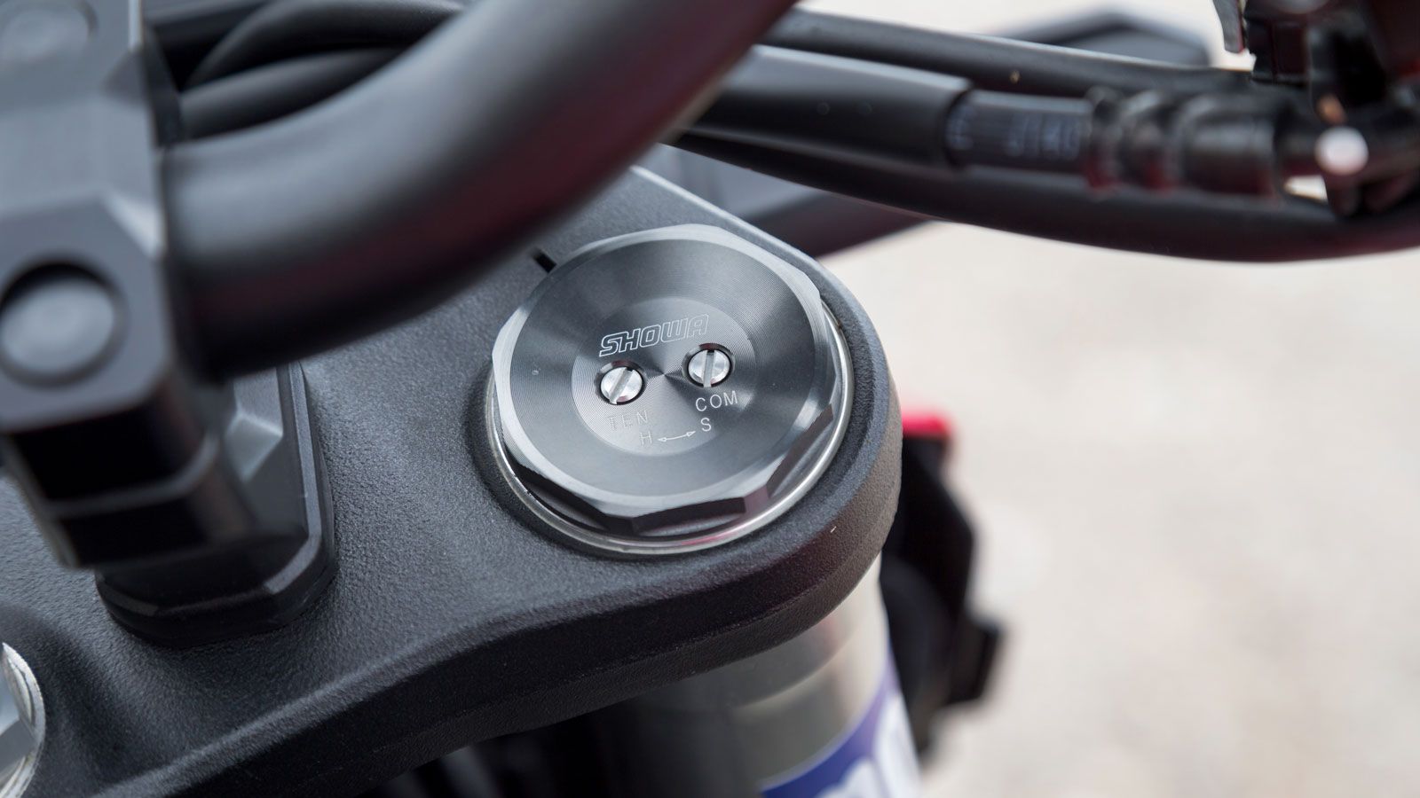  Το ατσάλινο σωληνωτό πλαίσιο τύπου διαμάντι του CB 1000 Hornet είναι ολοκαίνουριο και έχει αναπτυχθεί αποκλειστικά για το μοντέλο.