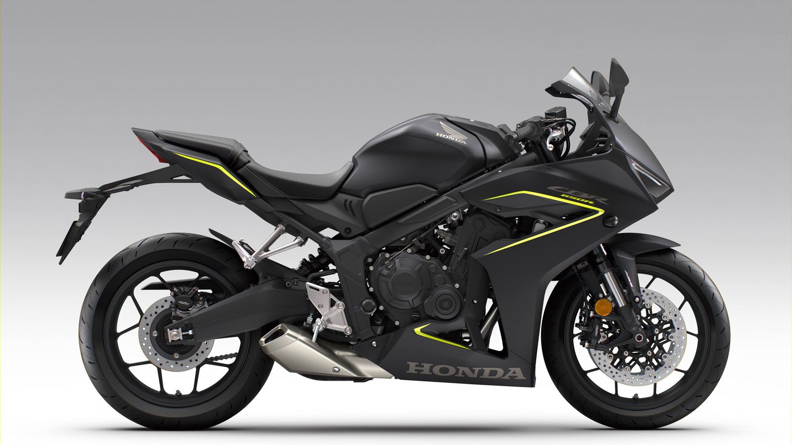 Το CBR650R συνεχίζει την εντυπωσιακή του πορεία, παραμένοντας το πιο δημοφιλές Super Sport μοντέλο στην Ευρώπη από το 2021. 