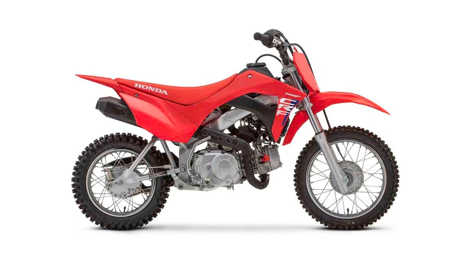 Το CRF110F συνεχίζει ως ένα από τα δημοφιλέστερα dirt bikes της αγοράς, χάρη στην ηλεκτρική εκκίνηση (μίζα), τον ηλεκτρονικό ψεκασμό, τις 14/12 ιντσών
