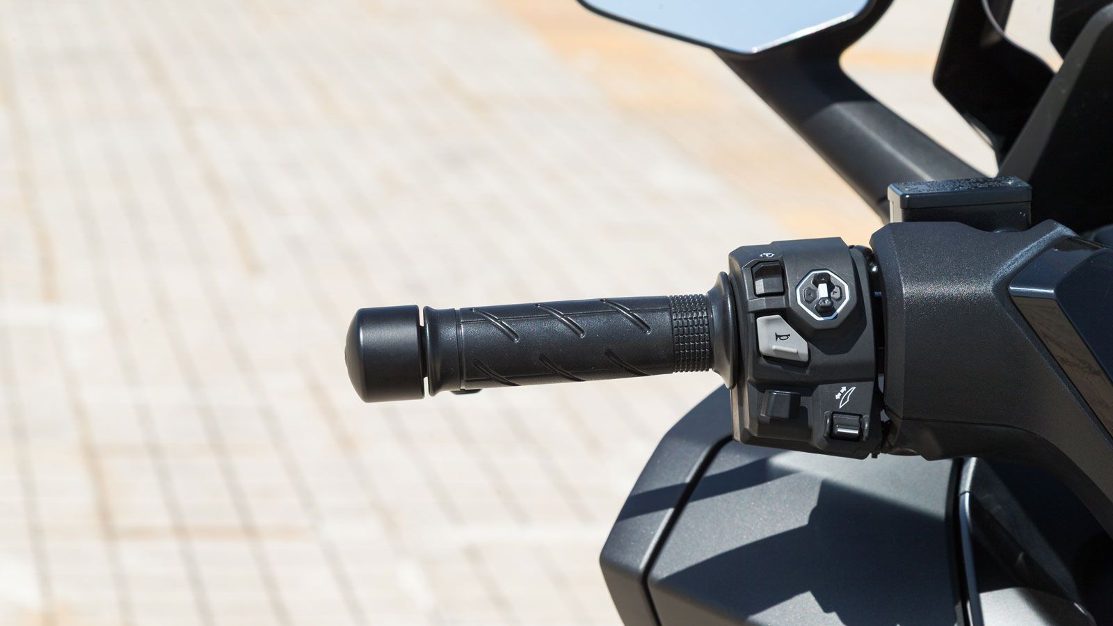 Αριστερός διακόπτης.