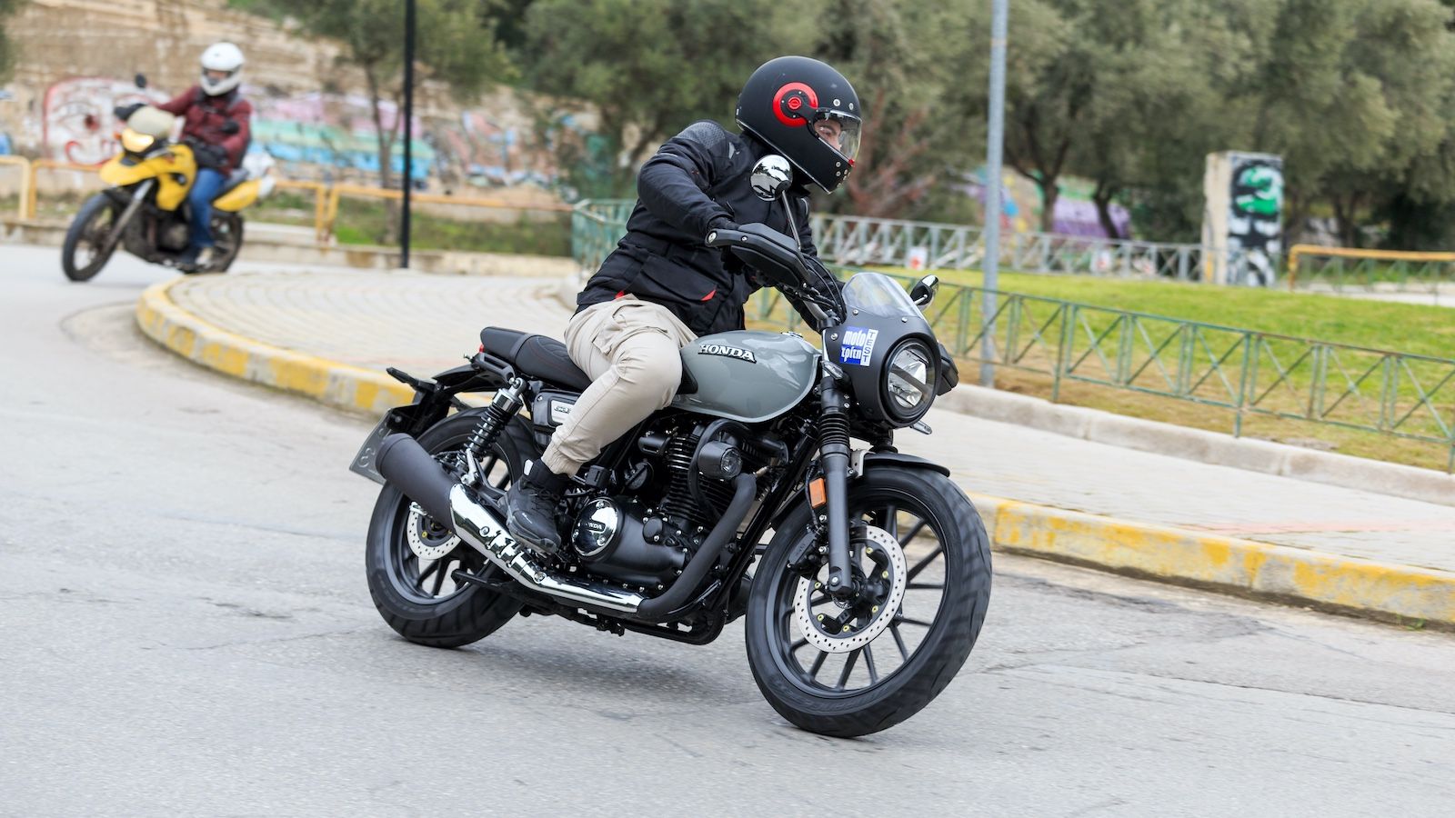 H απάντηση της Honda στις μοτοσυκλέτες μικρού κυβισμού.