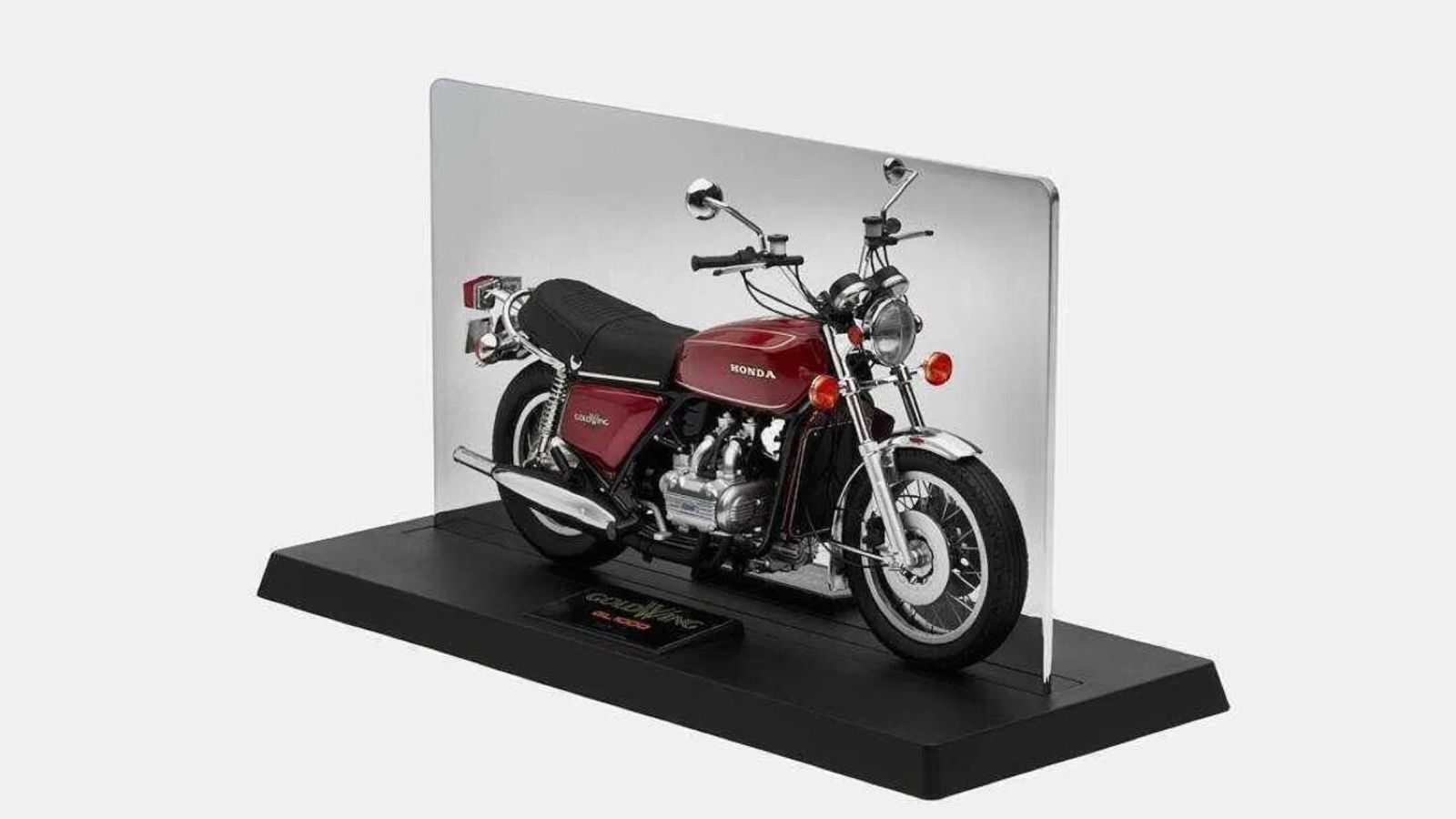 Με καλύτερο ηχοσύστημα και Euro5+ η επετειακή Honda Gold Wing των 50 ετών