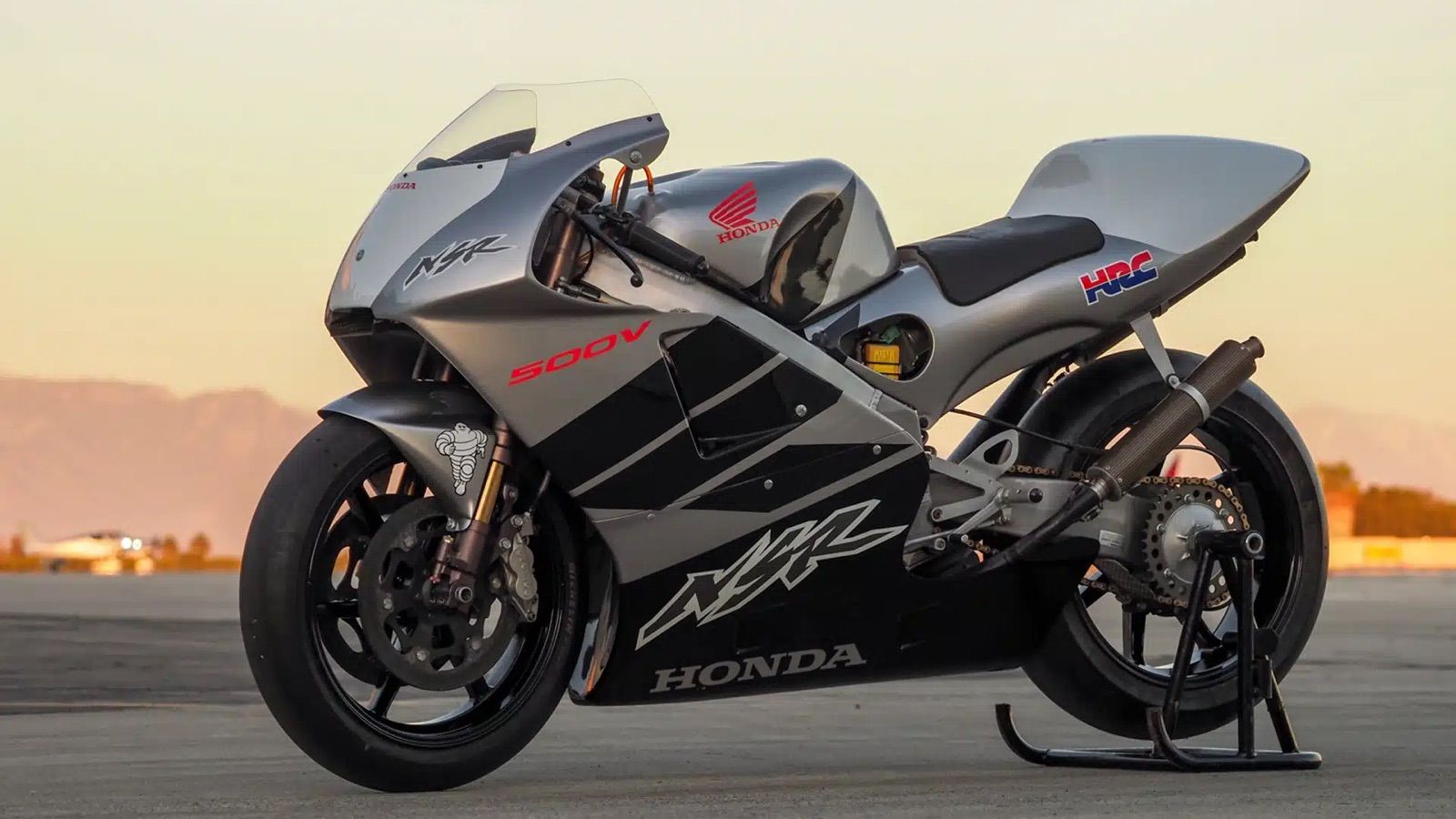 Honda NSR500V του 1997 δημοπρατήθηκε και πουλήθηκε σε τιμή-σοκ!