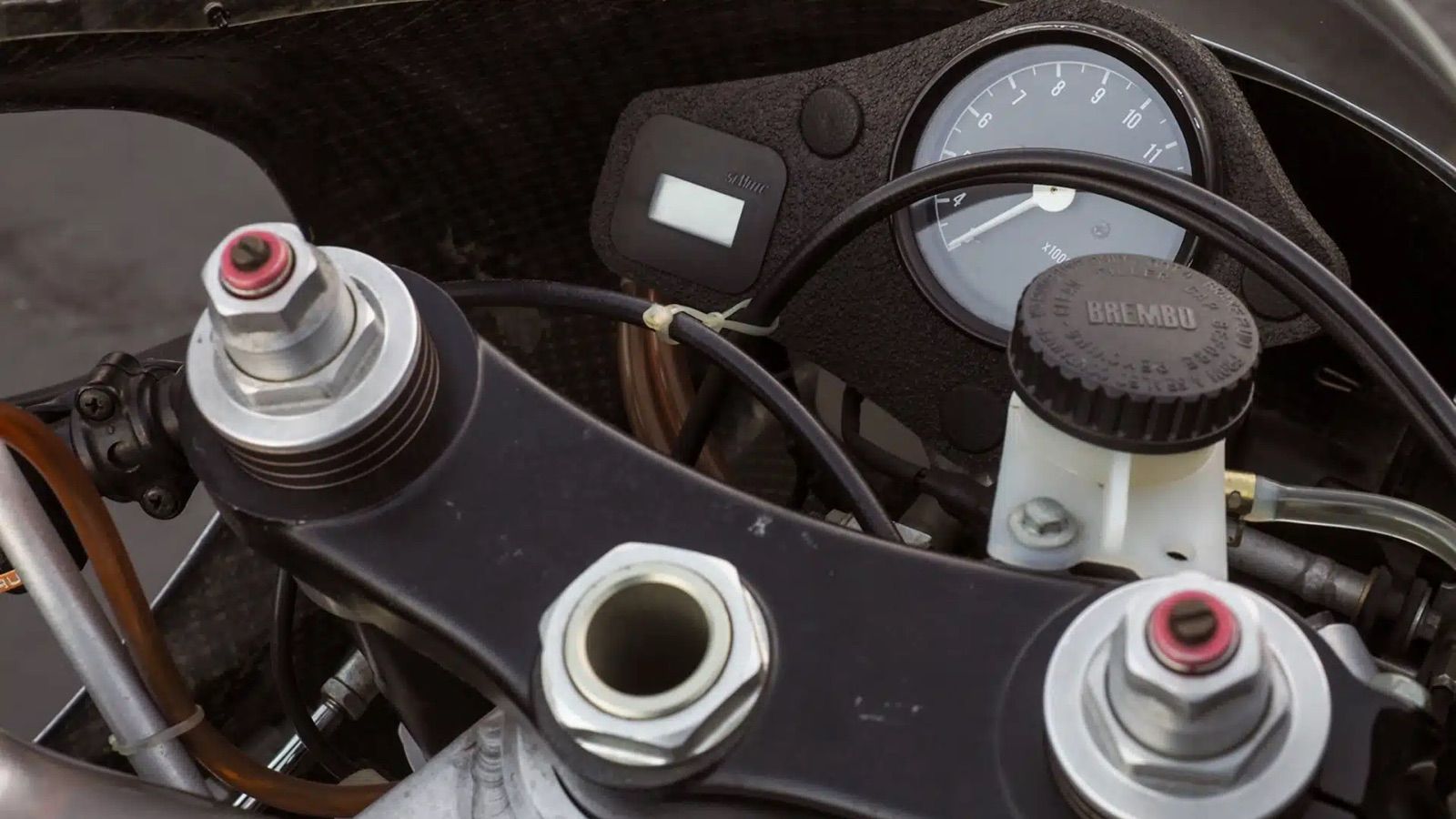 Honda NSR500V του 1997 δημοπρατήθηκε και πουλήθηκε σε τιμή-σοκ!