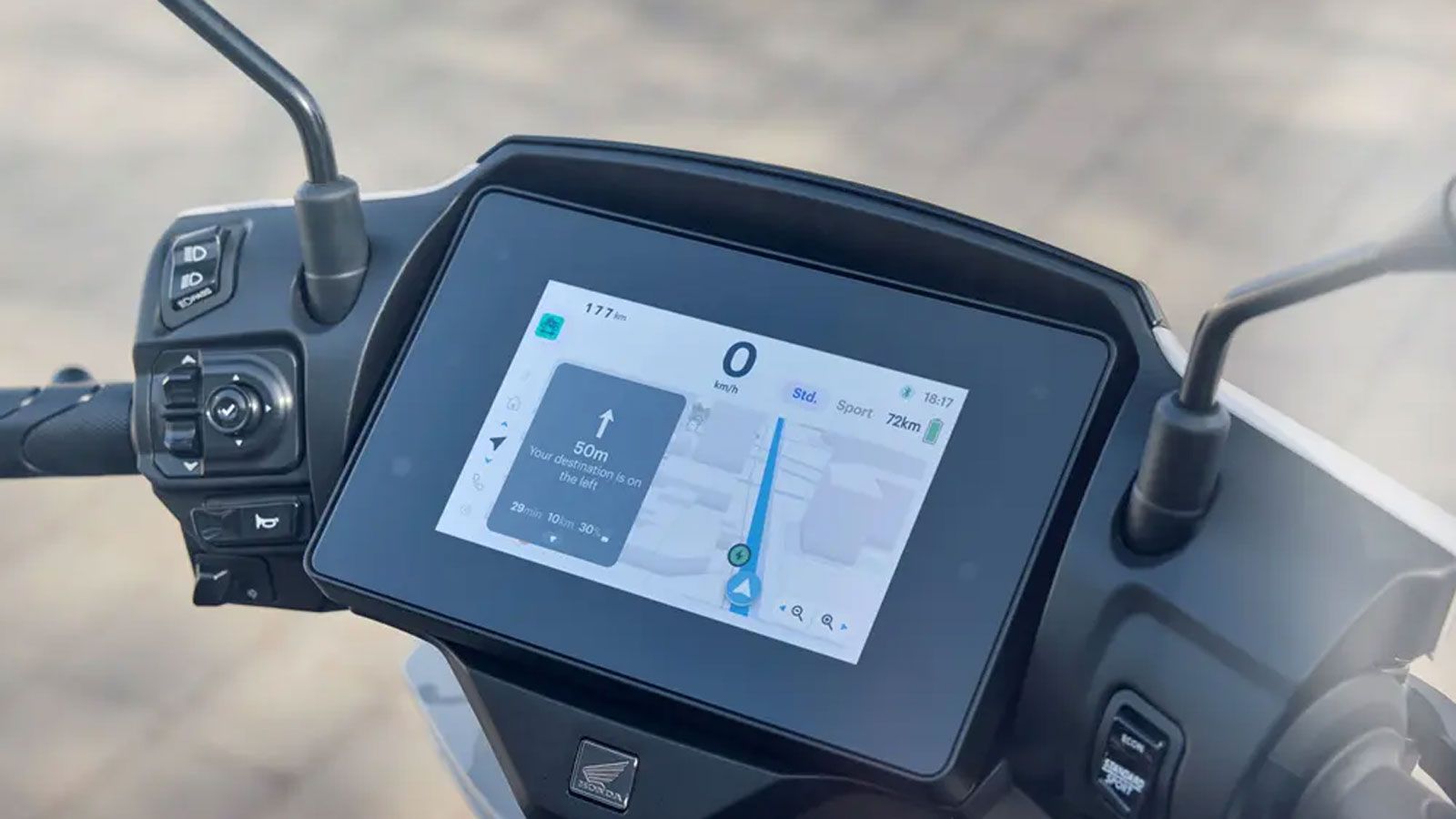 Η Honda παρουσιάζει στην Ευρώπη το δεύτερο ηλεκτρικό της scooter, το CUV e, εξοπλισμένο με το προηγμένο λογισμικό RoadSync Duo.