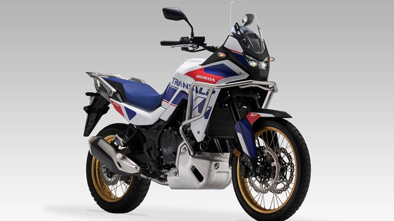 Η νέα Honda XL750 Transalp SP προσγειώνεται στην αγορά με μια αισθητική που πατάει γερά στη ρετρό παράδοση των rally μοντέλων της Honda. 