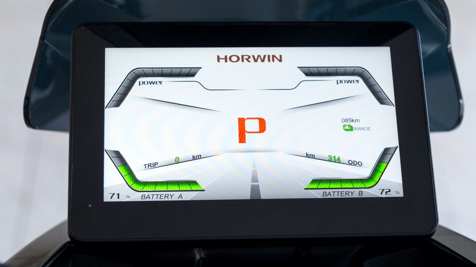 Οθόνη με αυτόματη λειτουργία ημέρας-νύχτας.