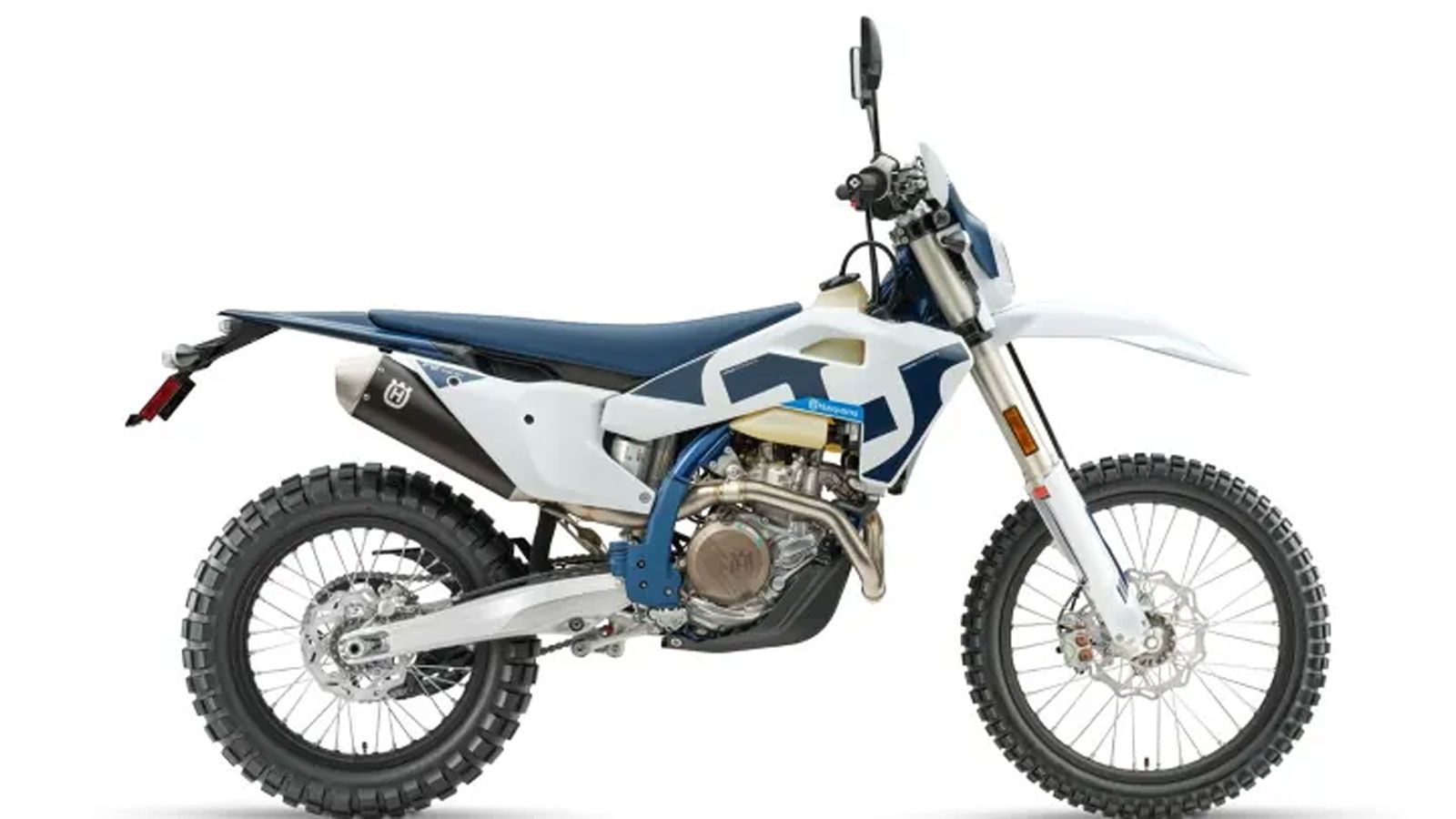 Η Husqvarna έδωσε ιδιαίτερο βάρος στις αναρτήσεις, που αποτελούν κεντρικό στοιχείο της οδηγικής εμπειρίας. Το WP XACT Closed Cartridge πιρούνι δέχθηκε