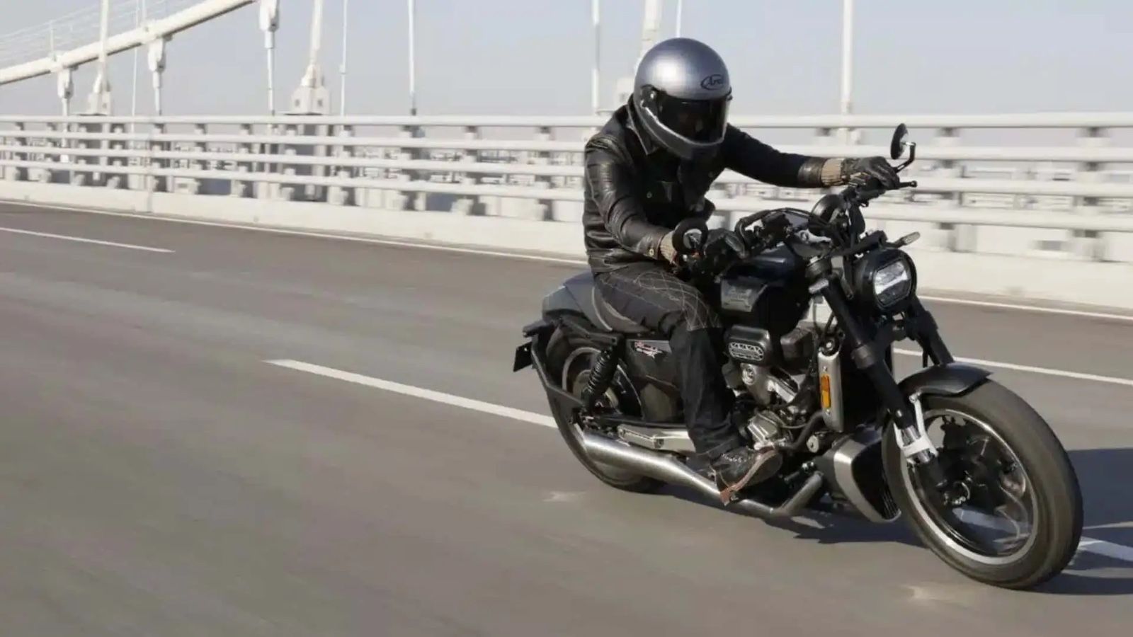 Hyosung GV125X: Cruiser με V2-έκπληξη