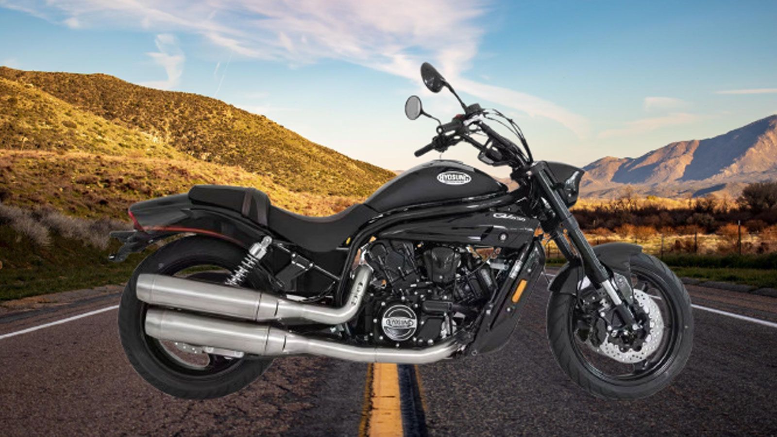 Το GV650 είναι το κορυφαίο μοντέλο cruiser της Hyosung και εξοπλίζεται με τον αναβαθμισμένο, πλέον Euro 5, δικύλινδρο V κινητήρα των 647 κυβικών εκατο