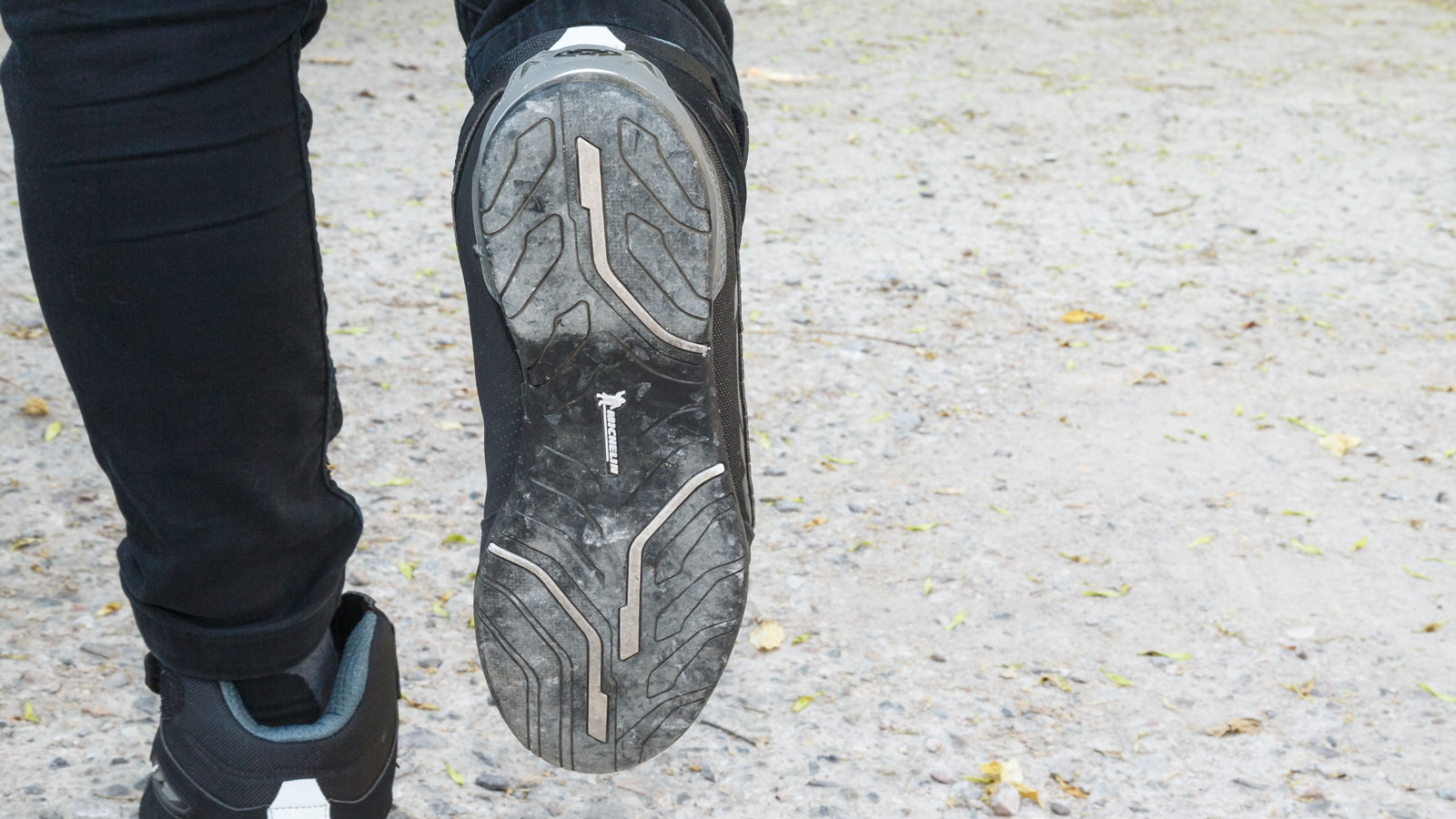 Test μποτάκι IXON Bull Vented: Καλοκαιρινό, αναπνέον & πανεύκολο στο βάλε-βγάλε