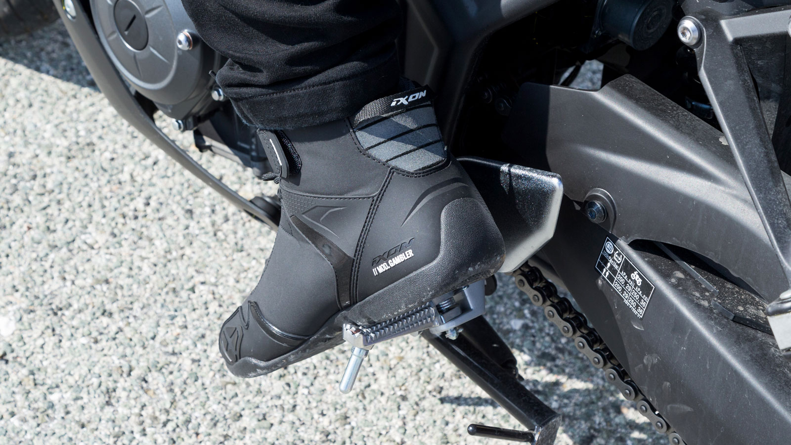 Test μποτάκι IXON Gambler WP: Καθημερινό & αδιάβροχο με σπορ εμφάνιση