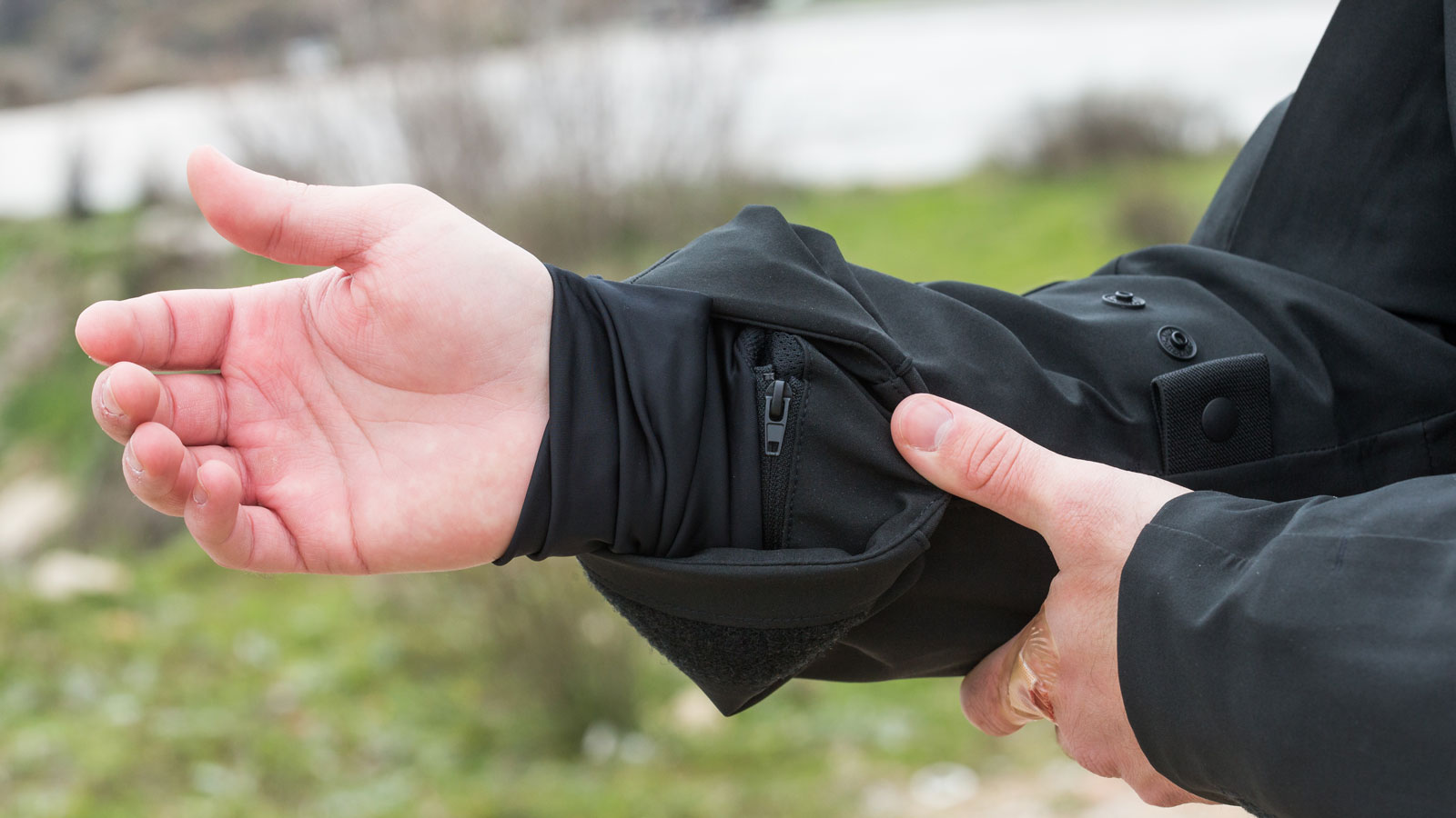 Test μπουφάν 4 εποχών IXON M-SKEID: Πιο αδιάβροχο... δεν γίνεται