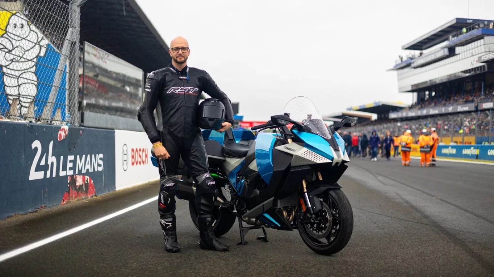 Kawasaki H2 HySE: Υπό βροχή η εμφάνισή της στον 24h Le Mans