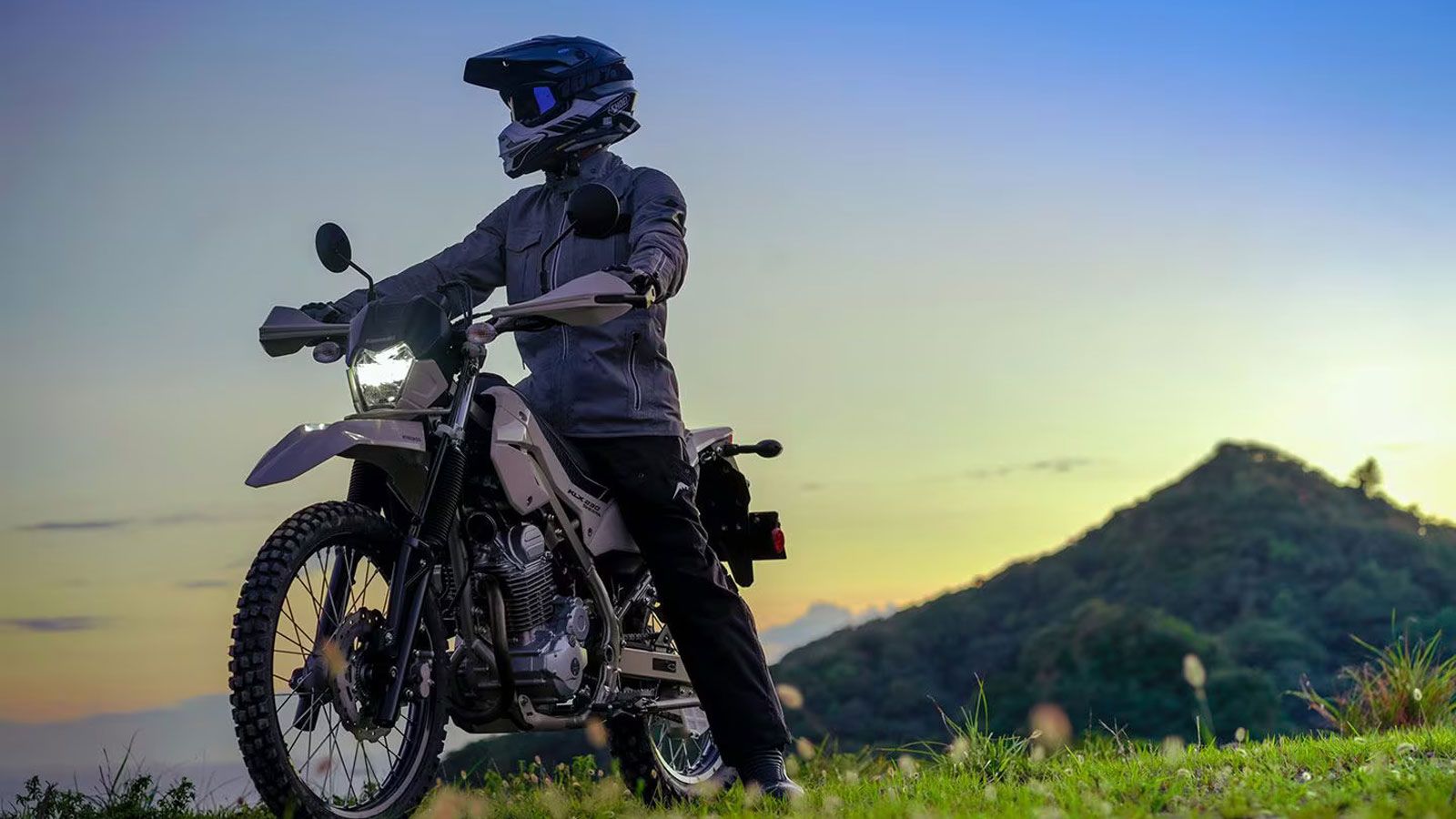 Η Kawasaki παρουσιάζει για το 2026 τα νέα KLX230 Sherpa S ABS και KLX230 DF ABS