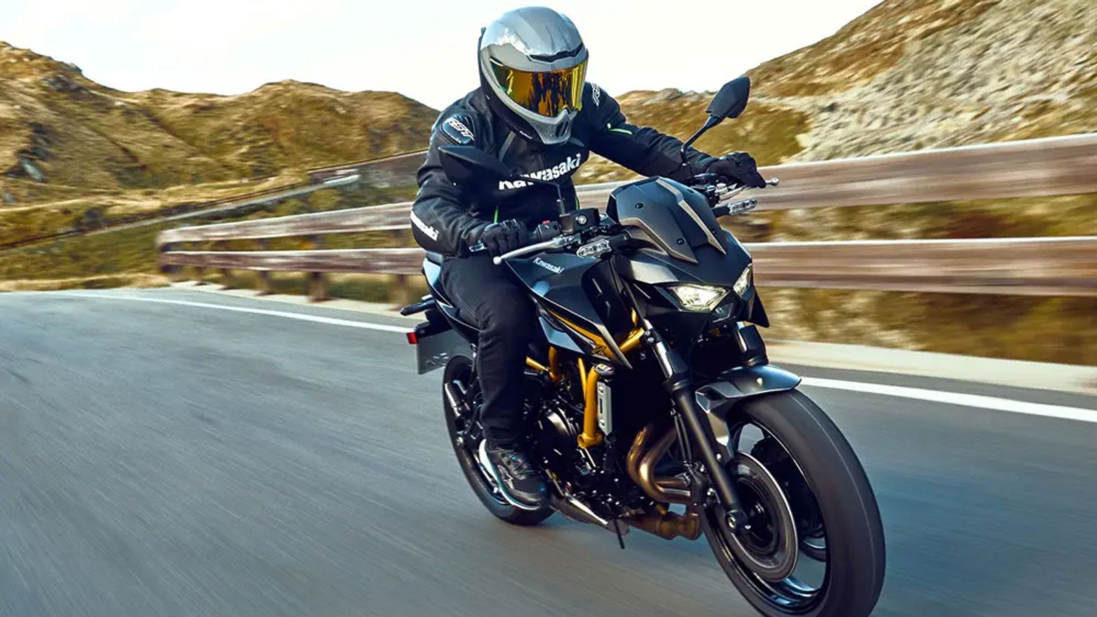 Η Kawasaki παρουσιάζει τη νέα Z650 S 2026, φέρνοντας σημαντικές βελτιώσεις σε άνεση, εργονομία και τεχνολογία, λίγο πριν την άφιξή της στις ευρωπαϊκές