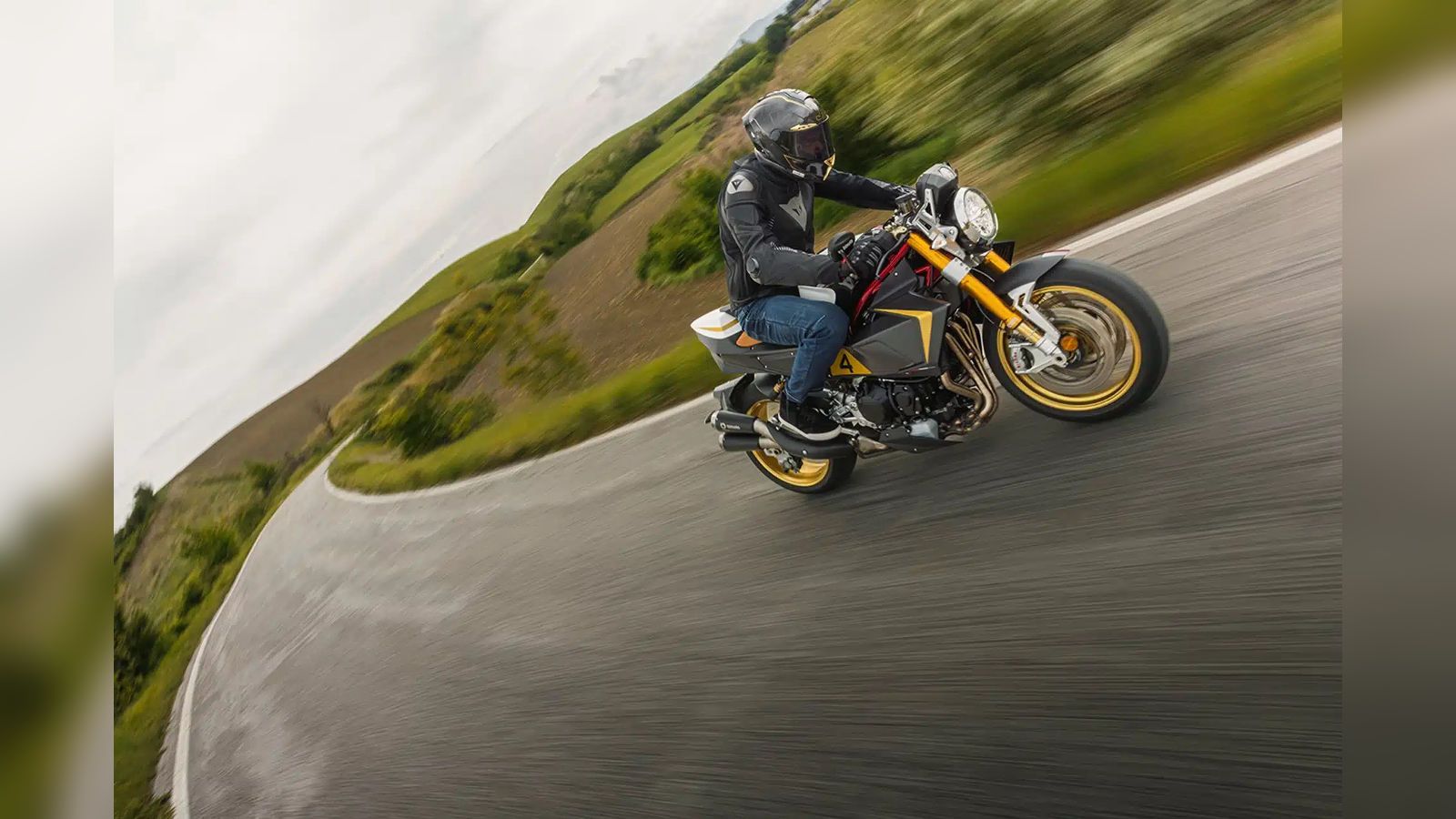 Bimota KB4RC 2025: «Χλιδάτη» τετρακύλινδρη με 142 ίππους