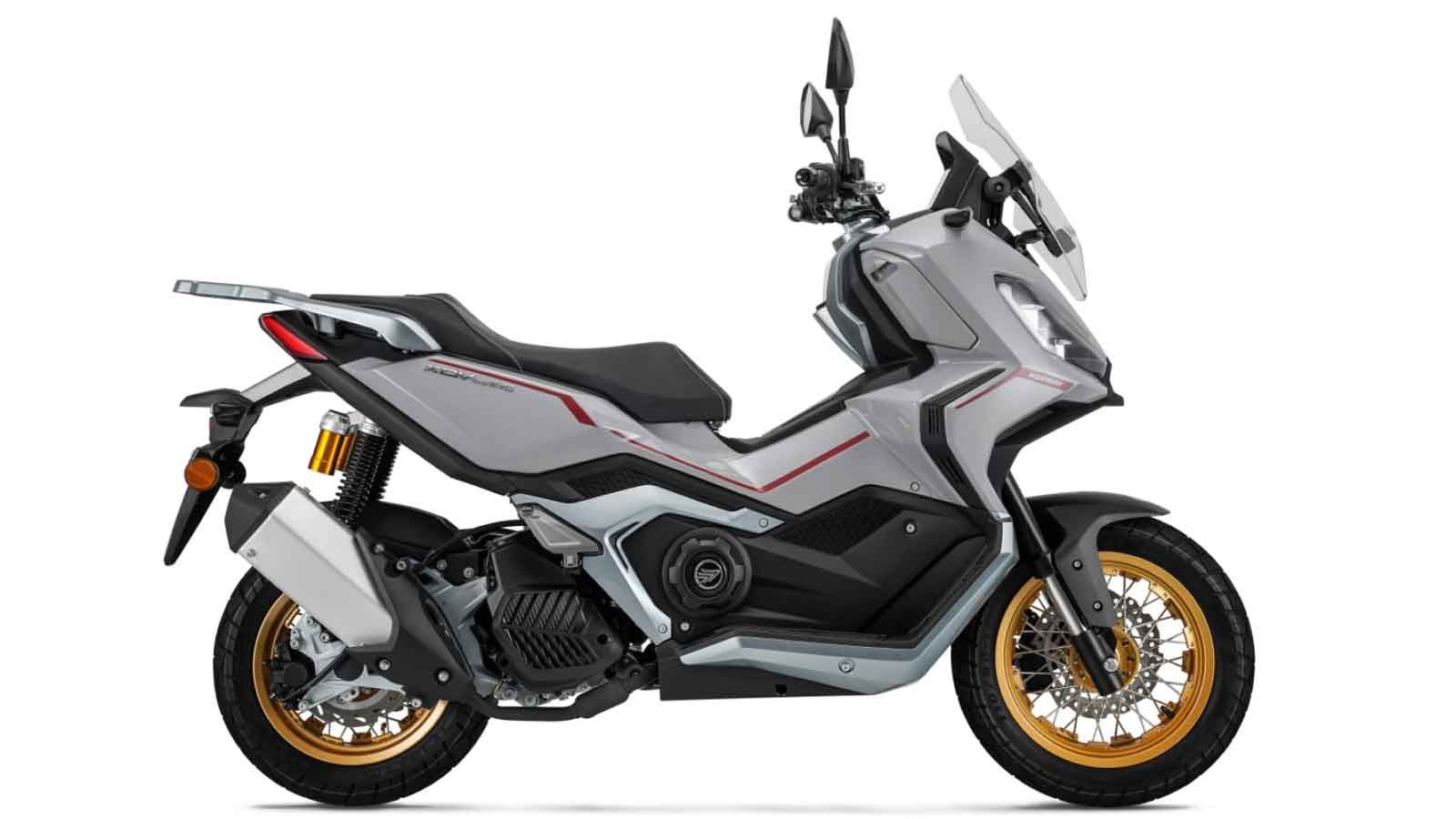 Keeway: Το XDV 125 EVO PRO έφτασε μαζί του και το ανανεωμένο Vieste 125 E5+